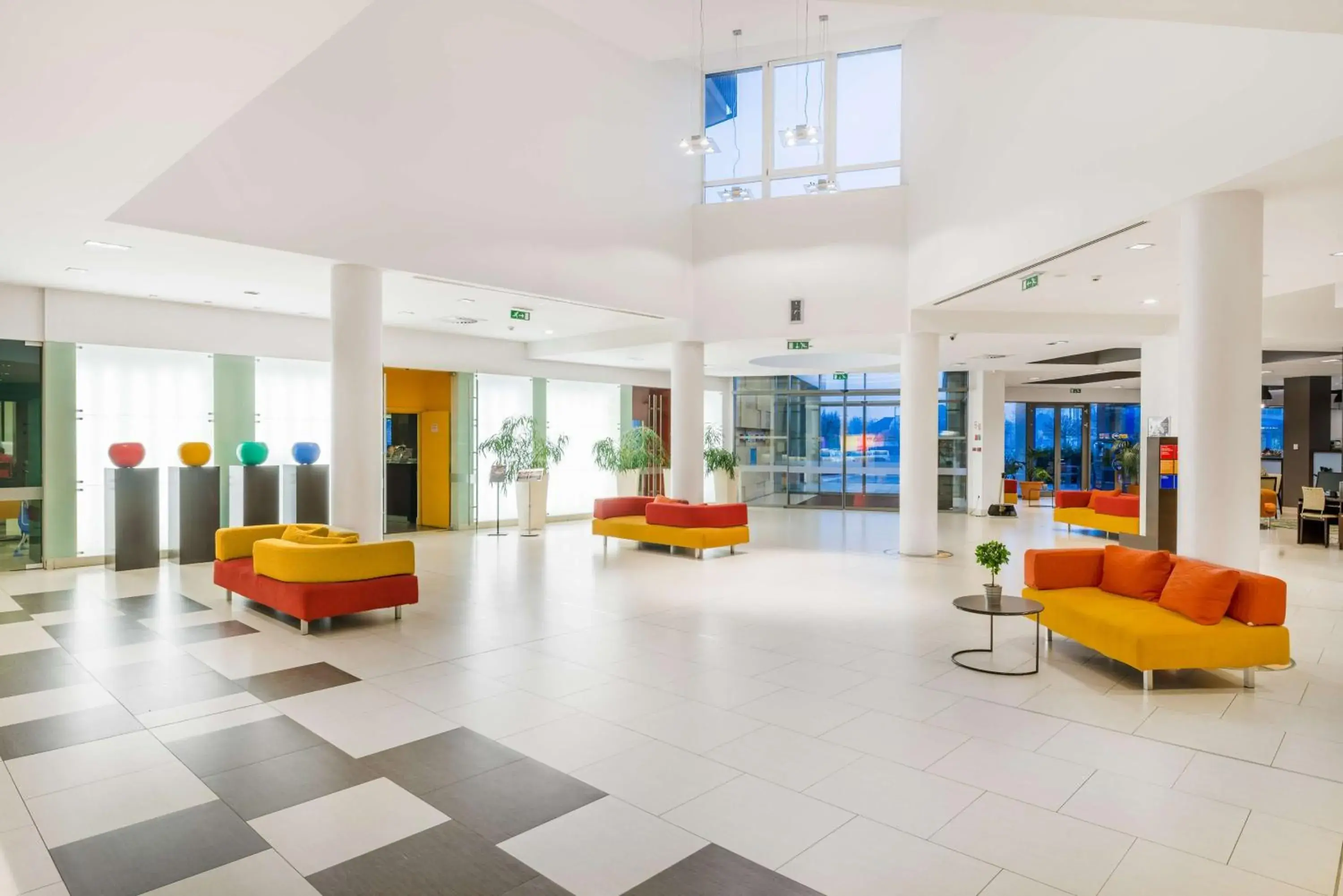 Lobby or reception in Park Inn by Radisson Sarvar Resort & Spa - All Inclusive Lobby or reception in Park Inn by Radisson Sarvar Resort & Spa - All Inclusive
