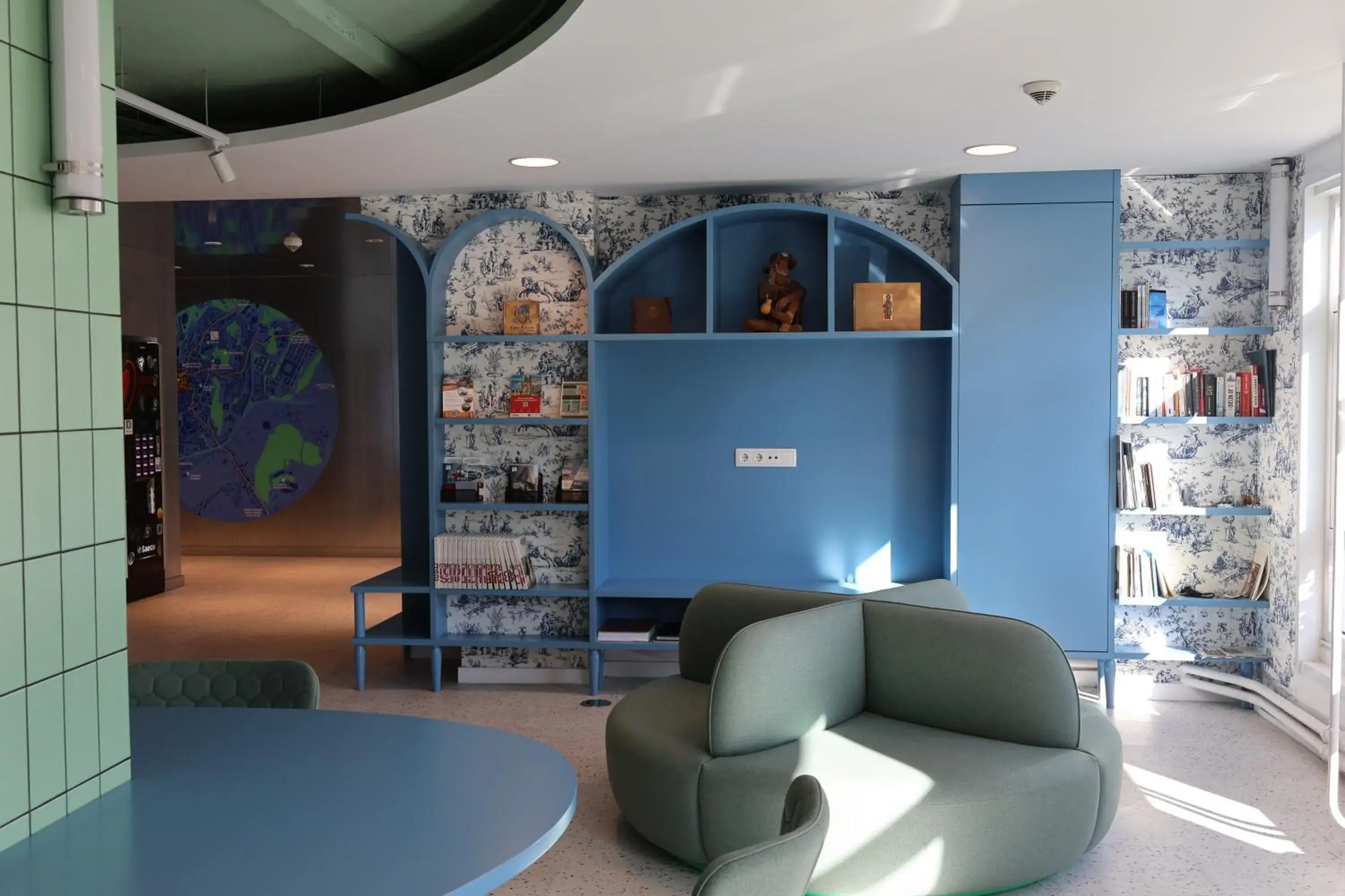 Lobby or reception in Loop INN Hostel Santiago de Compostela Lobby or reception in Loop INN Hostel Santiago de Compostela