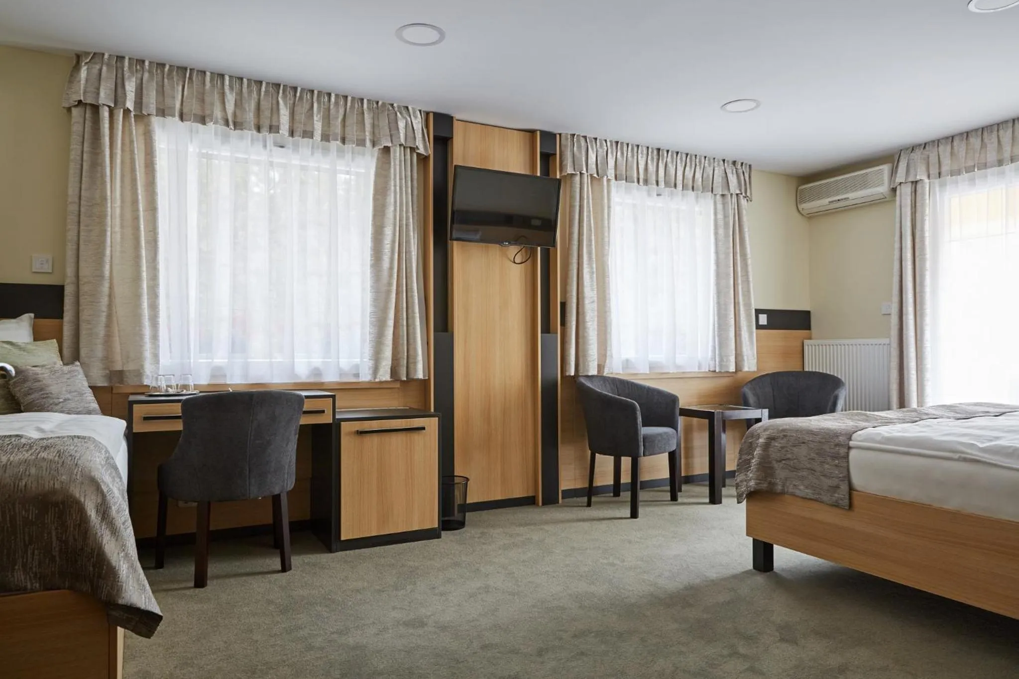 Bed in Gold House Pension