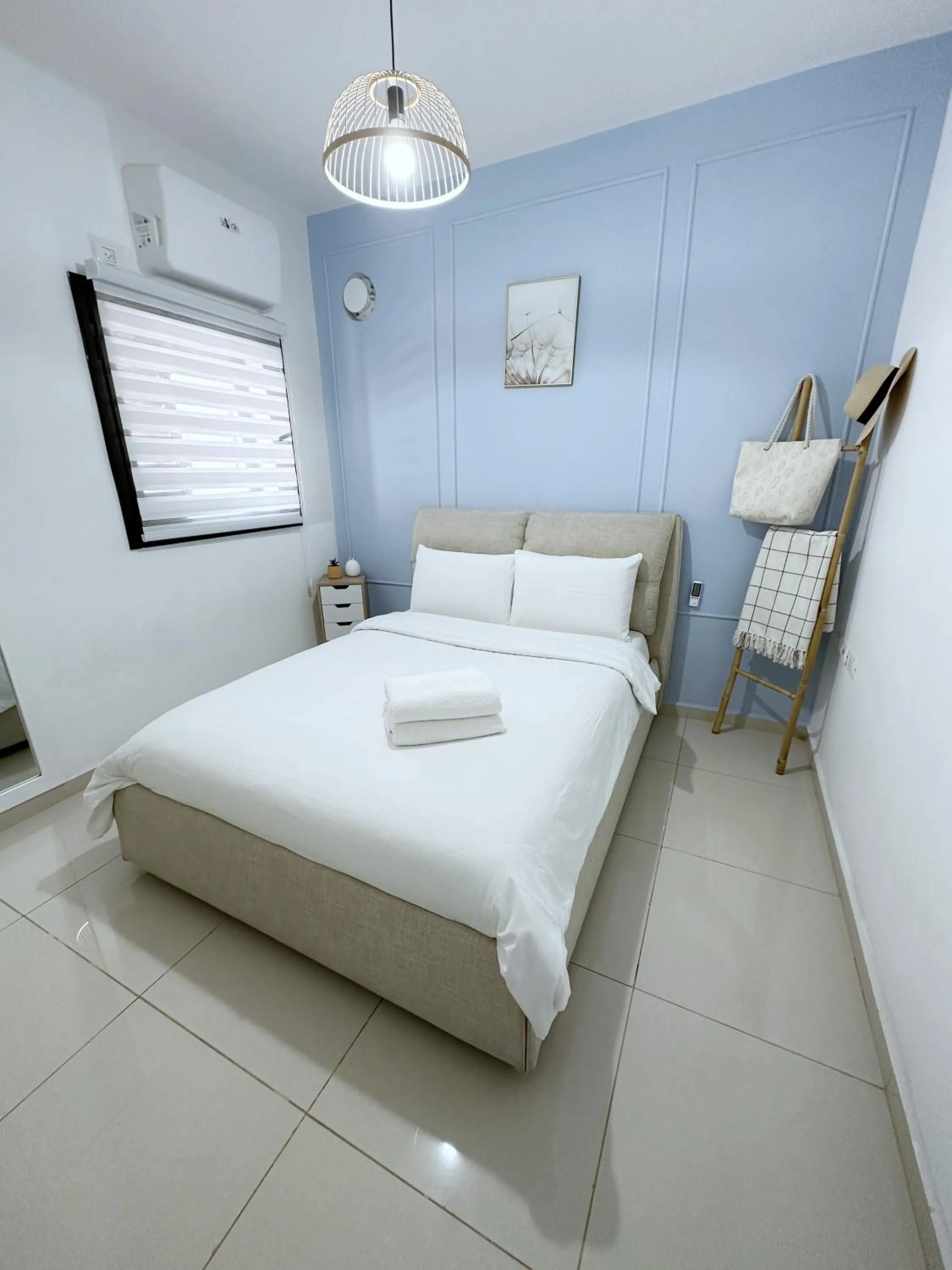 Bedroom, Bed in Sea view penthouse Private rooftop jacuzzi