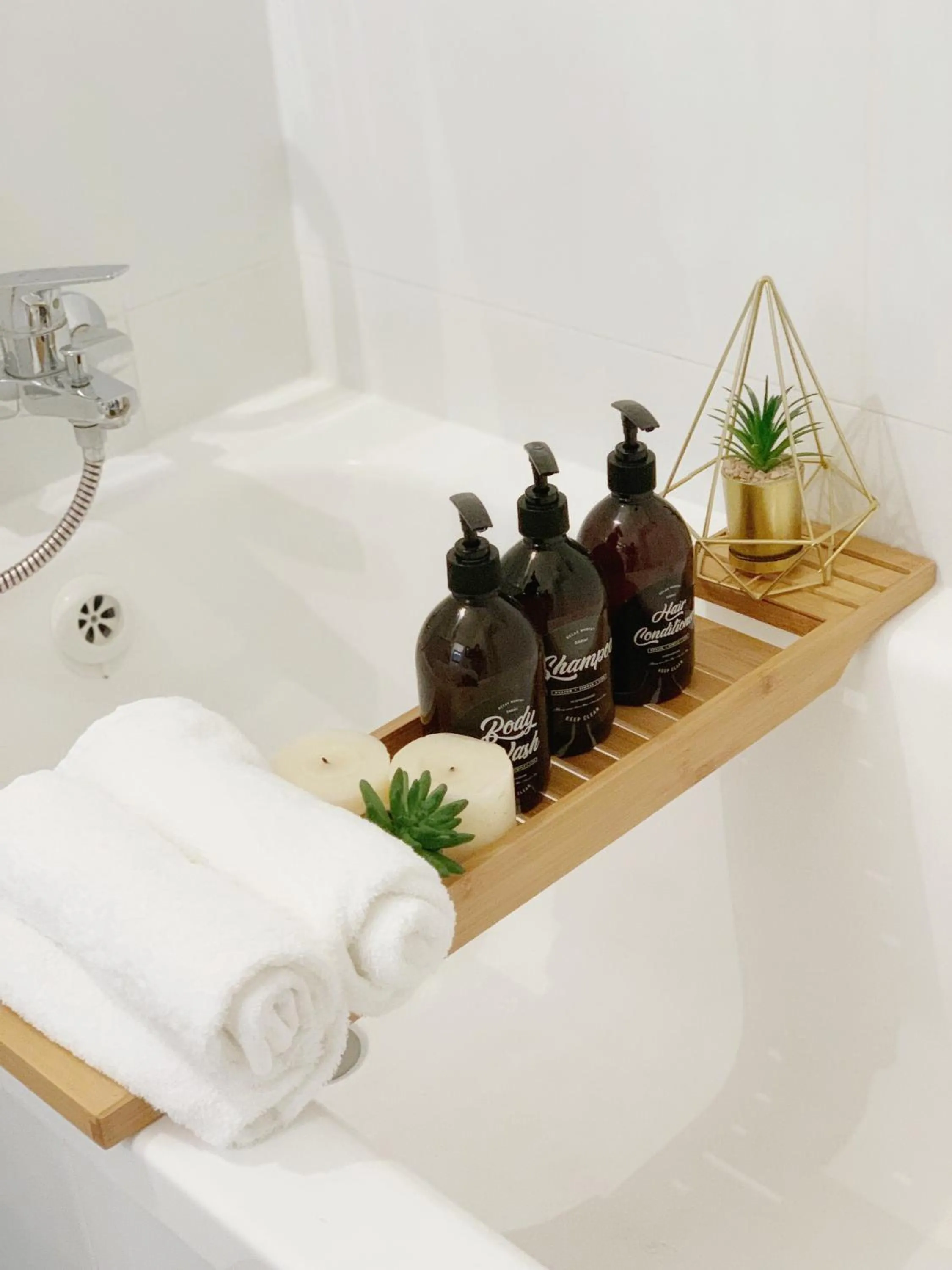 Bath in Sea view penthouse Private rooftop jacuzzi