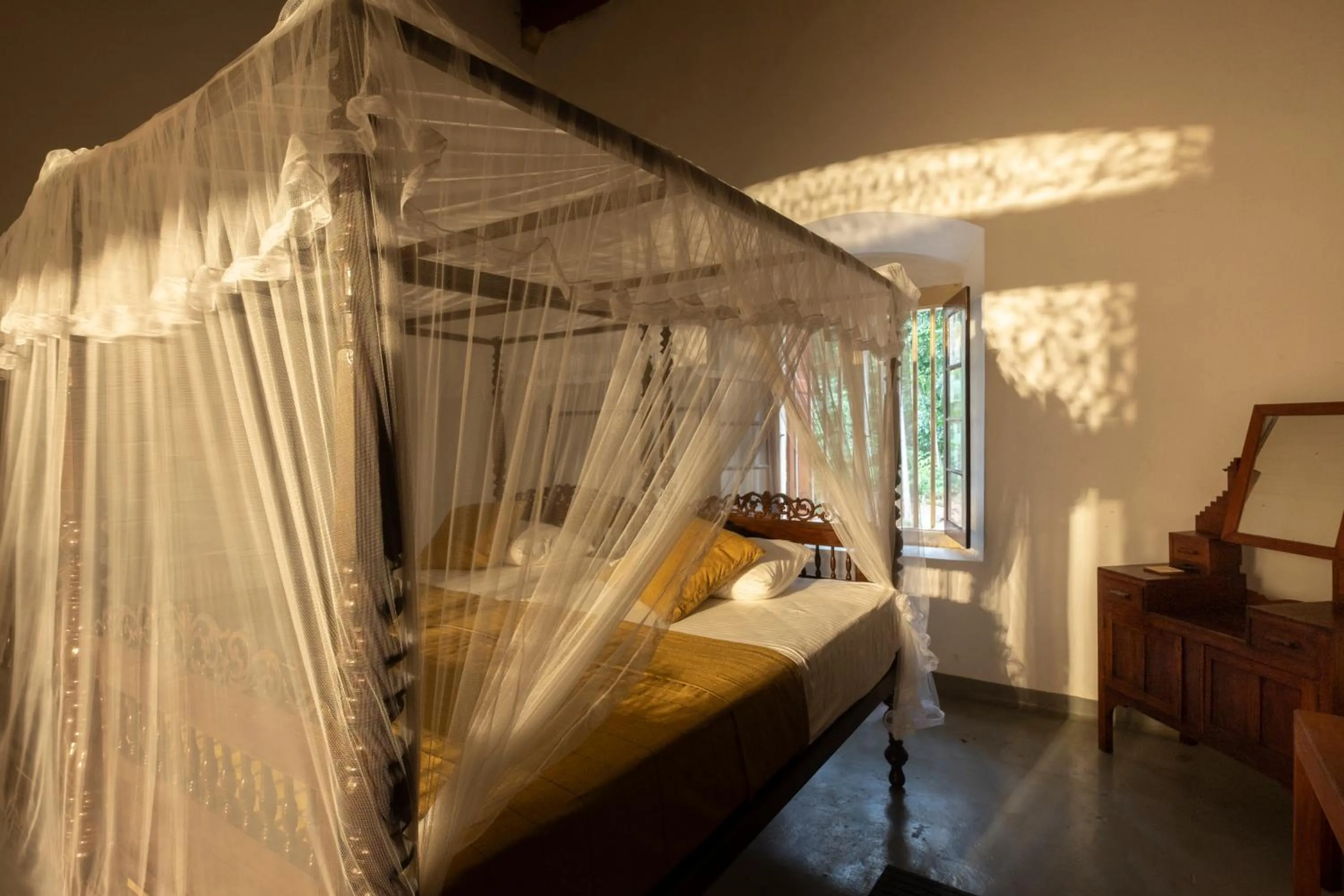 Bed in Gileemale Walawwa & Estate