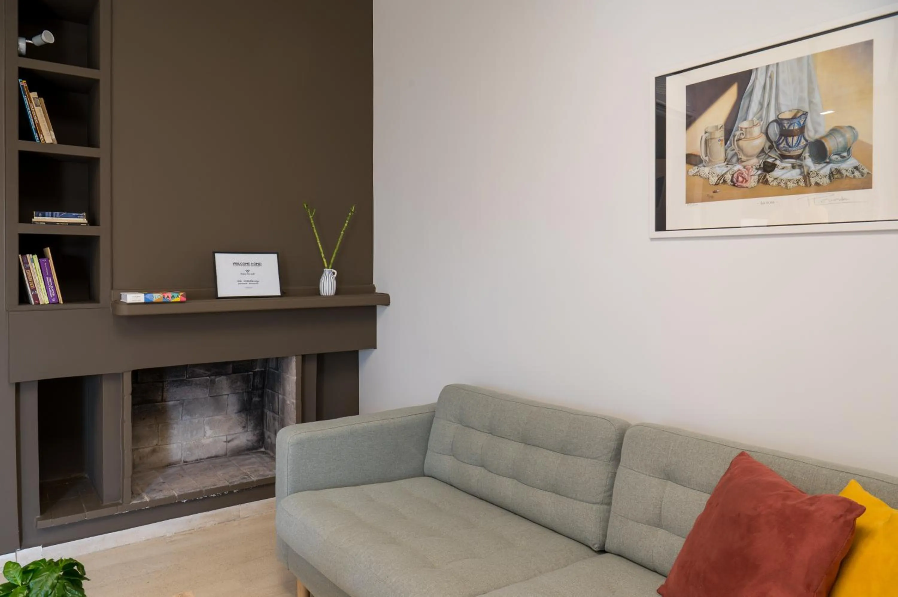 Living room in CHROMA Lodge Rafina