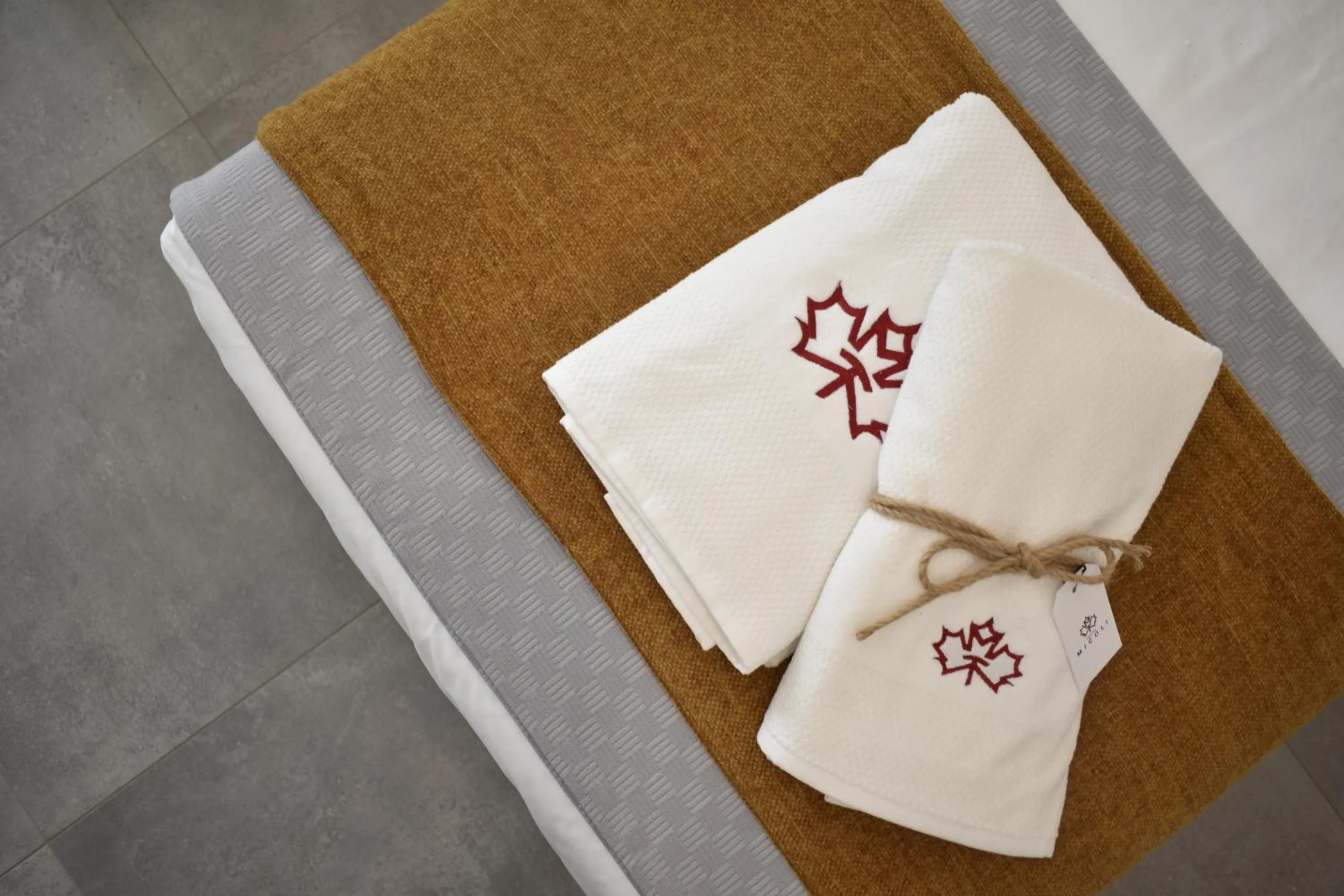 Logo/Certificate/Sign in Tenuta Micoli