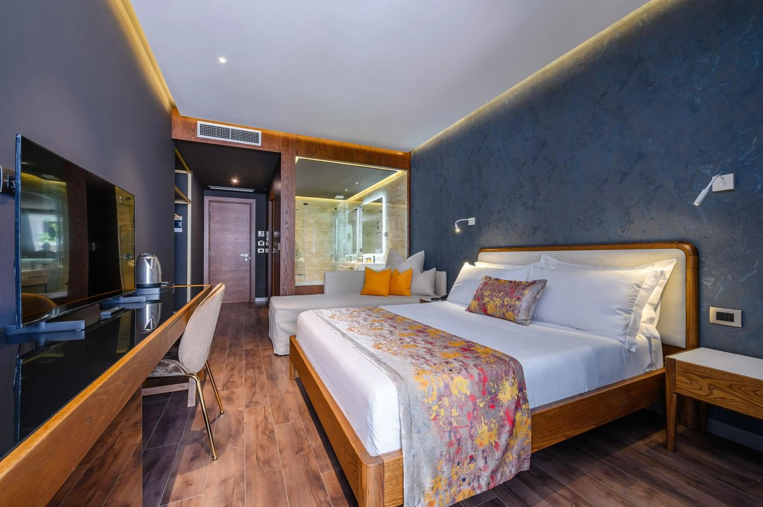 Bed in Chic Boutique Hotel Vlore