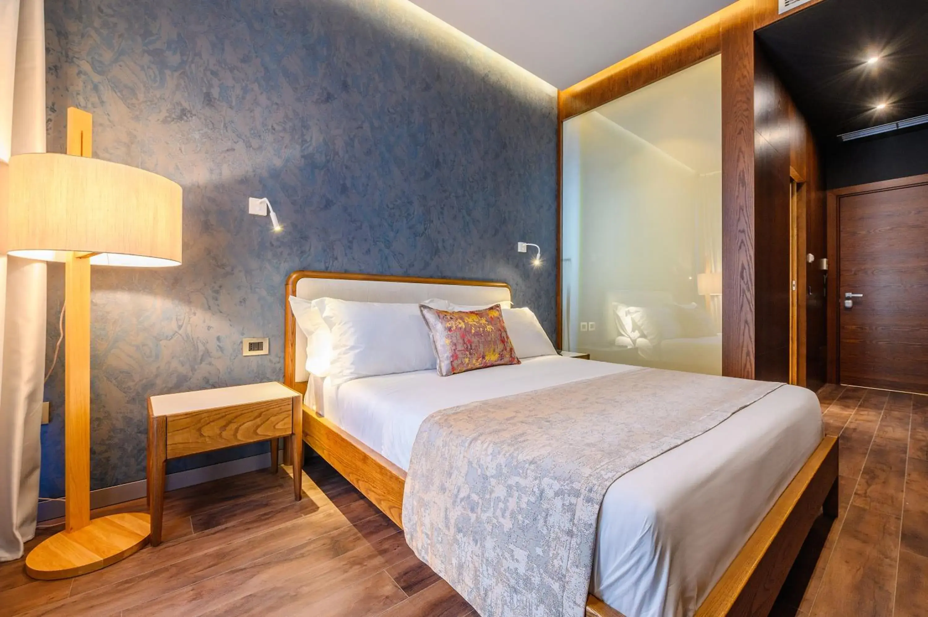 Deluxe Room with Balcony in Chic Boutique Hotel Vlore Deluxe Room with Balcony in Chic Boutique Hotel Vlore