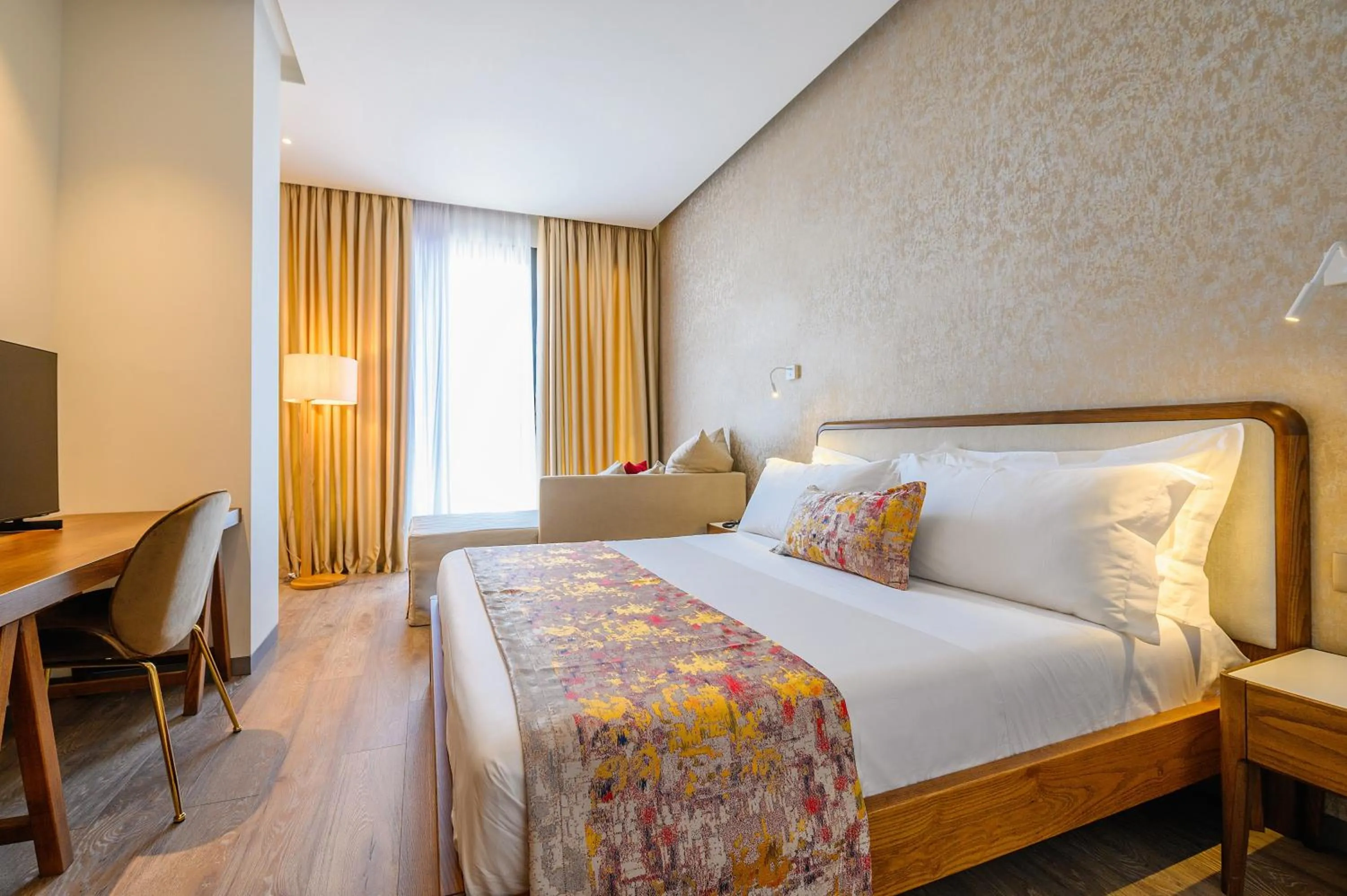 Bed in Chic Boutique Hotel Vlore