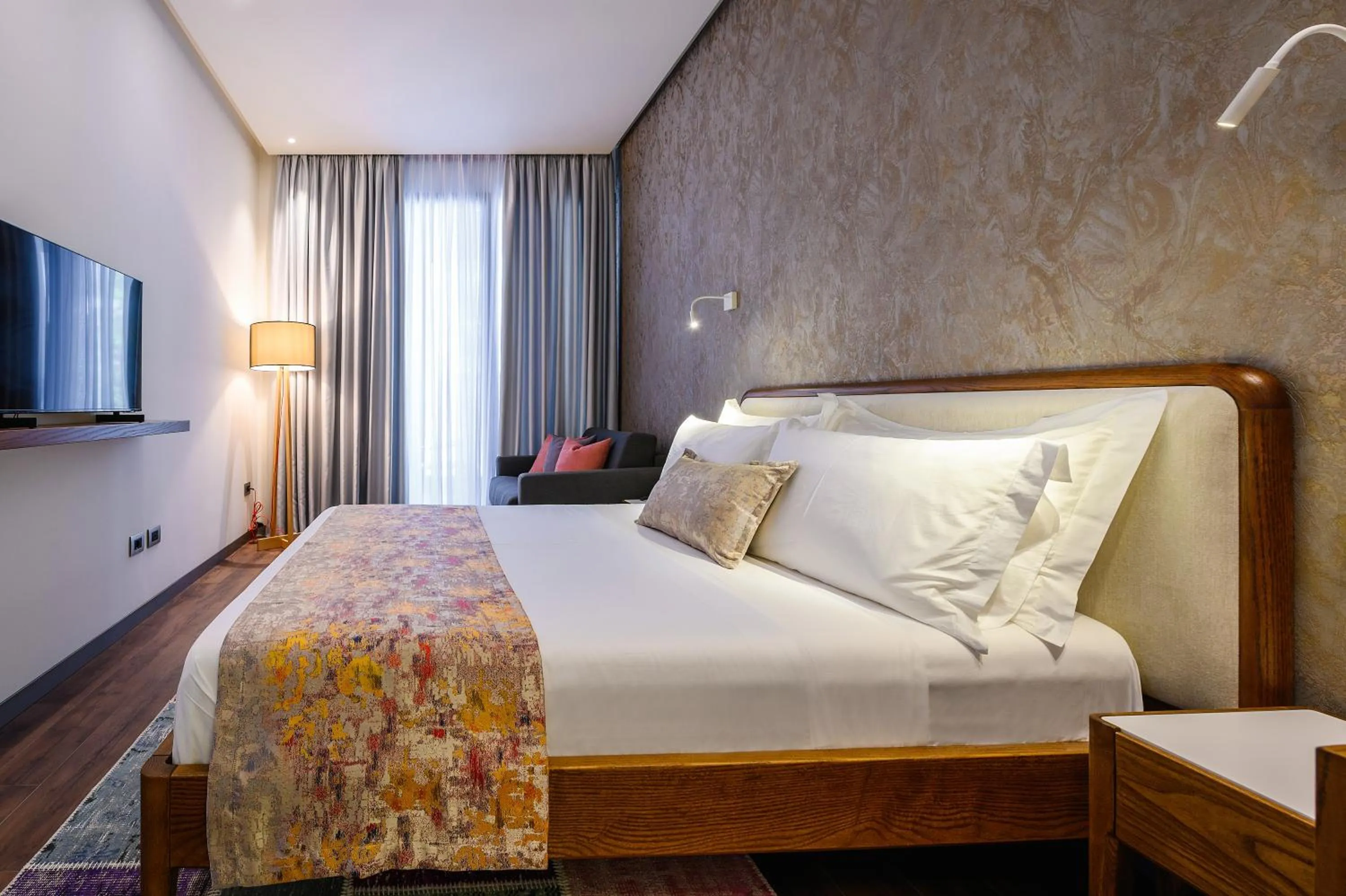 Bed in Chic Boutique Hotel Vlore