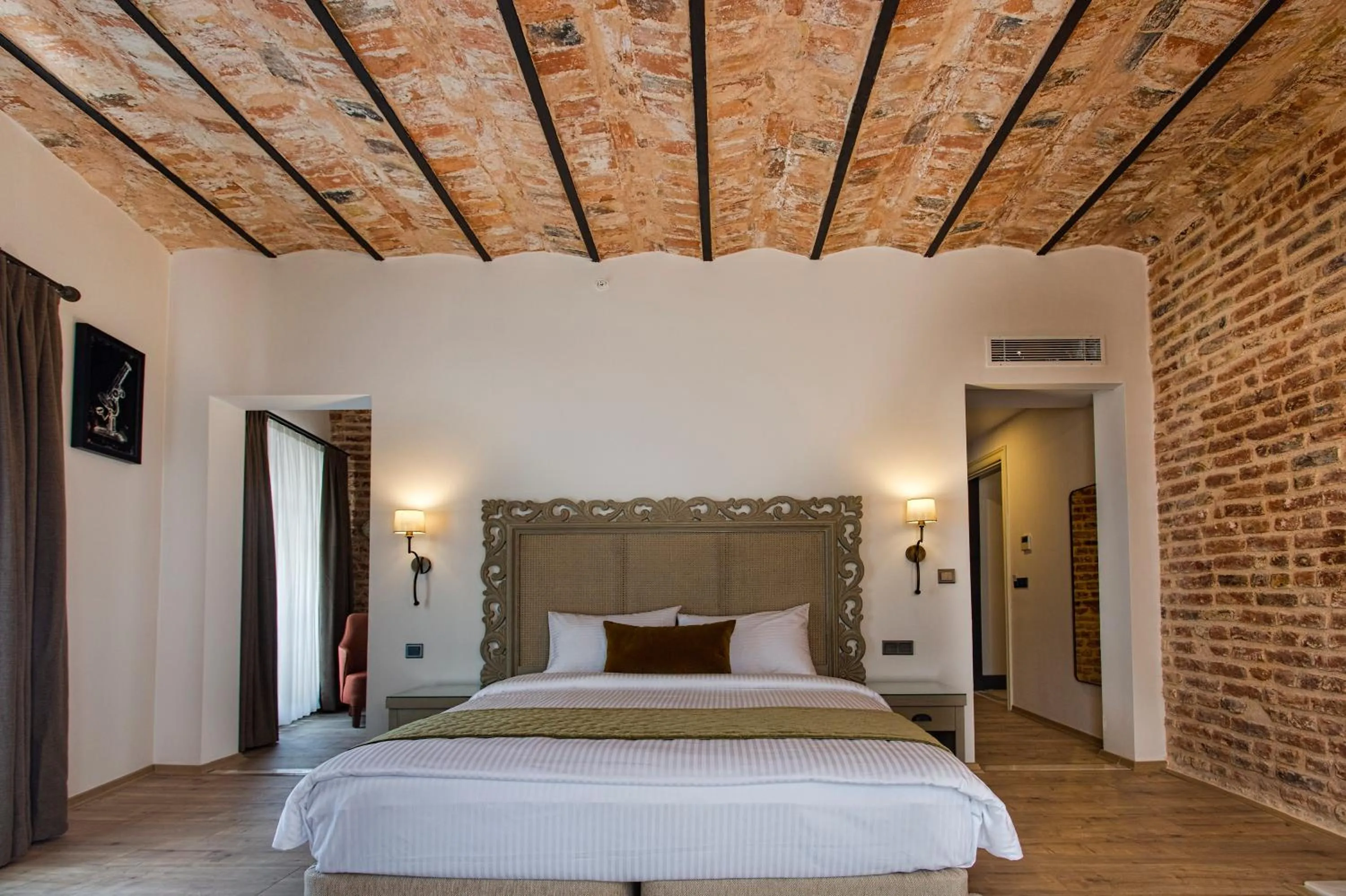 Photo of the whole room, Bed in Mest Hotel Istanbul Sirkeci