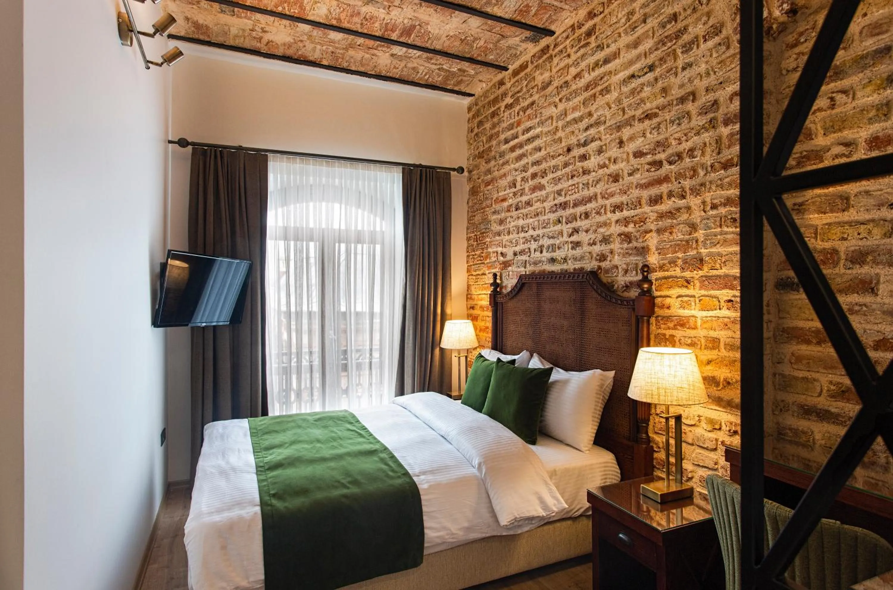 Bed in Mest Hotel Istanbul Sirkeci