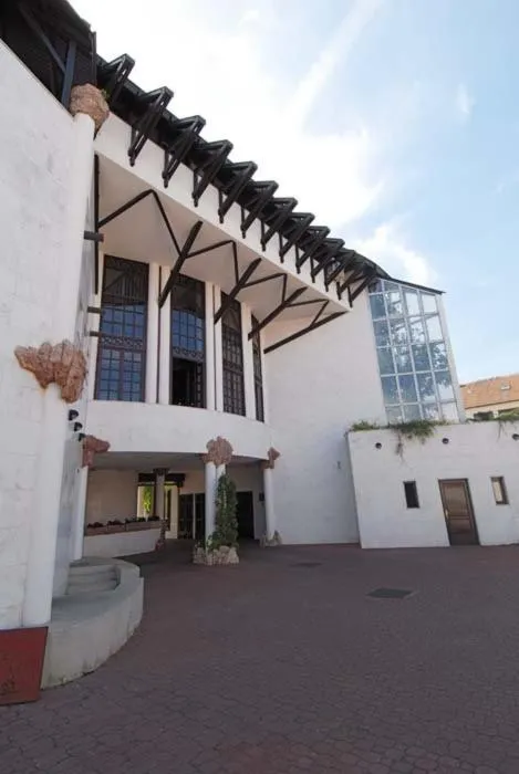 Facade/entrance in Hozam Wellness és Apartman