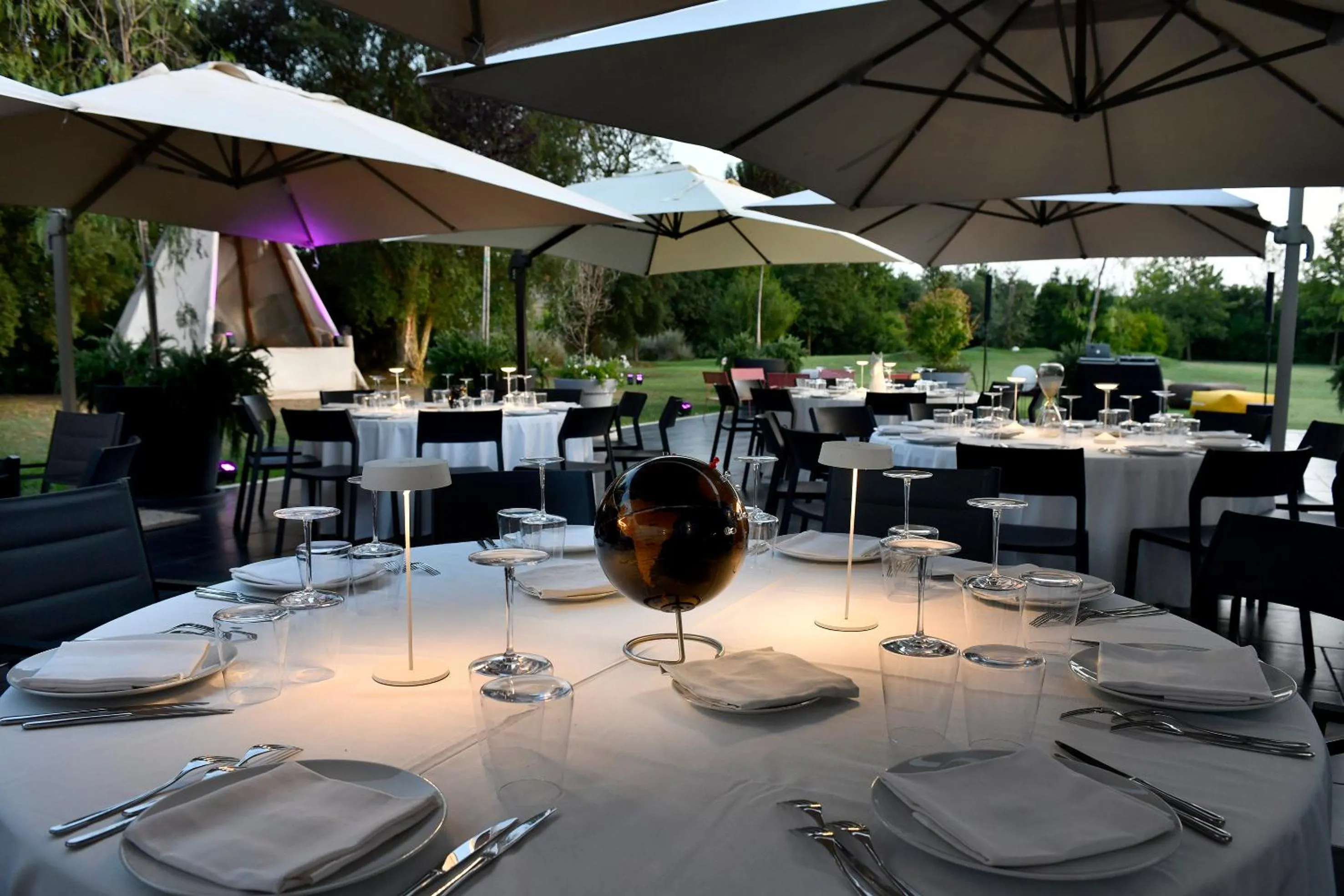 Restaurant/places to eat in Casabianca Resort