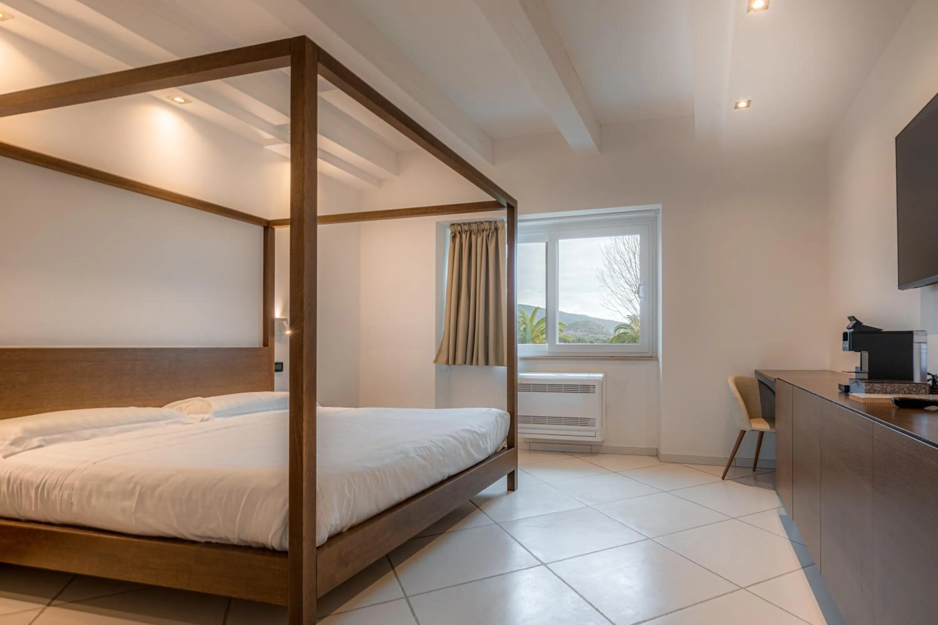 Bedroom, Bed in Casabianca Resort