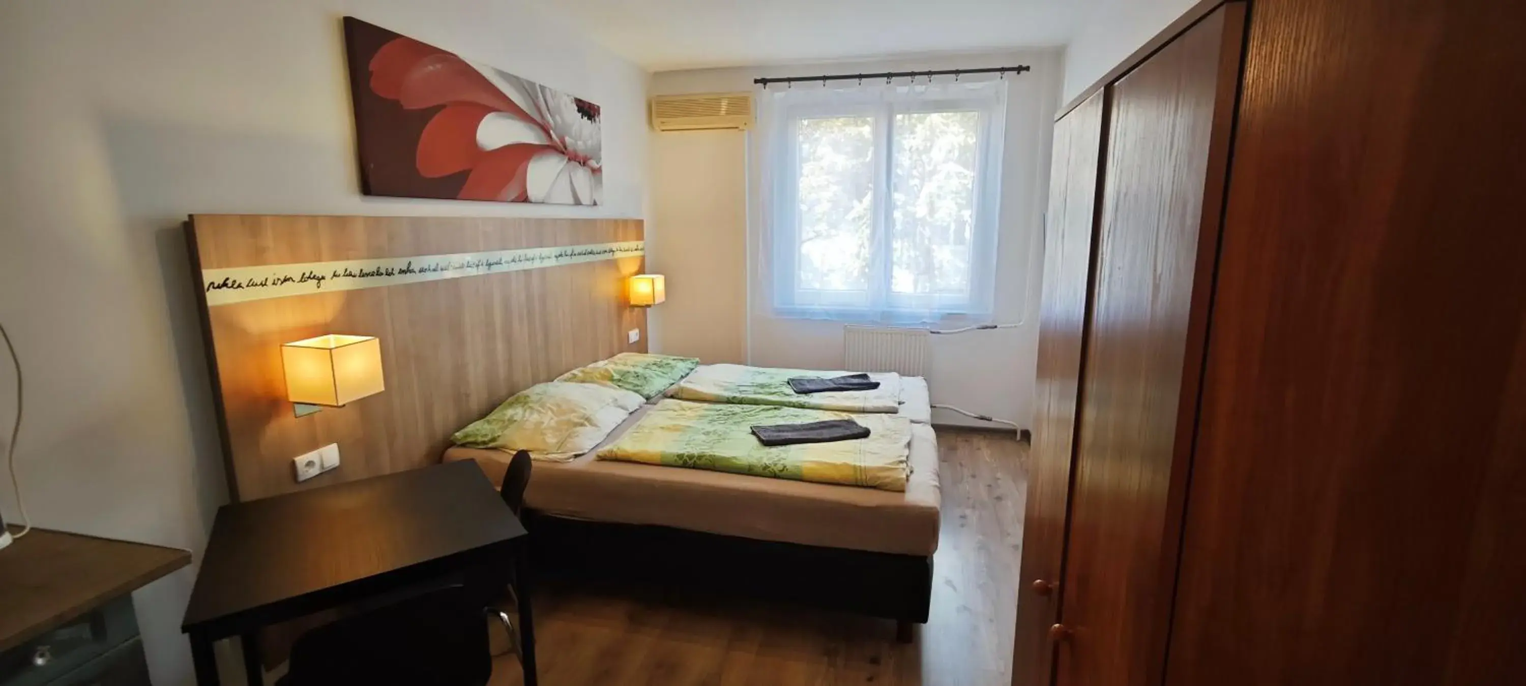 Apartment in Apartments Leslie Apartment in Apartments Leslie