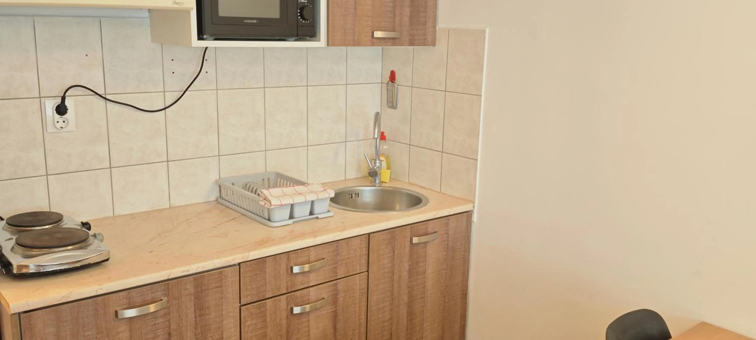 Apartments Leslie