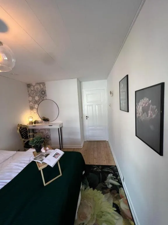 Bed in Byens Bed and Bath