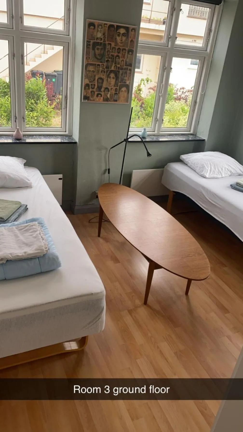 Bed in Byens Bed and Bath