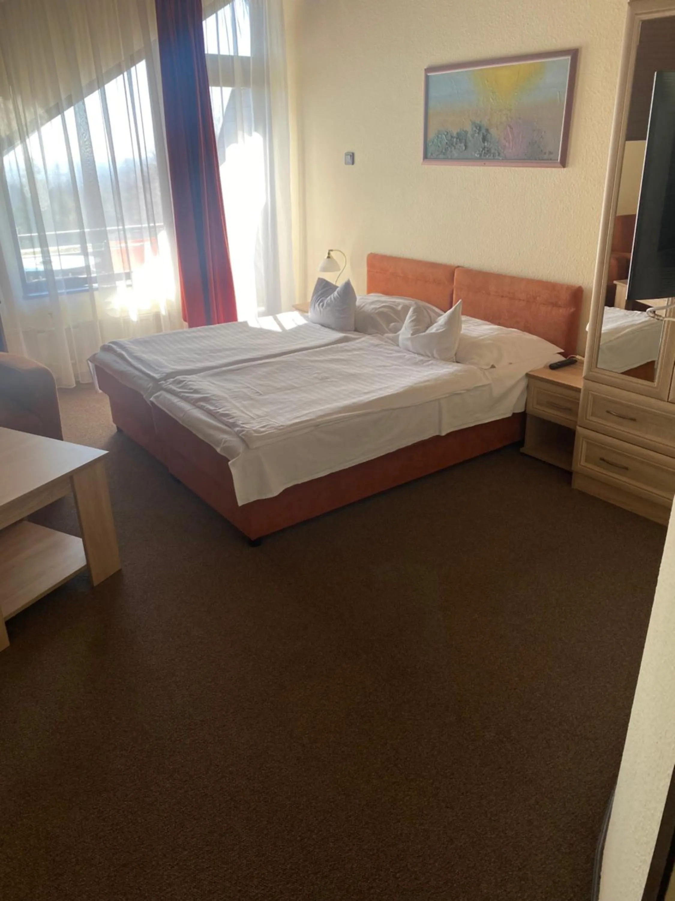 Bedroom, Bed in Hotel Molnár