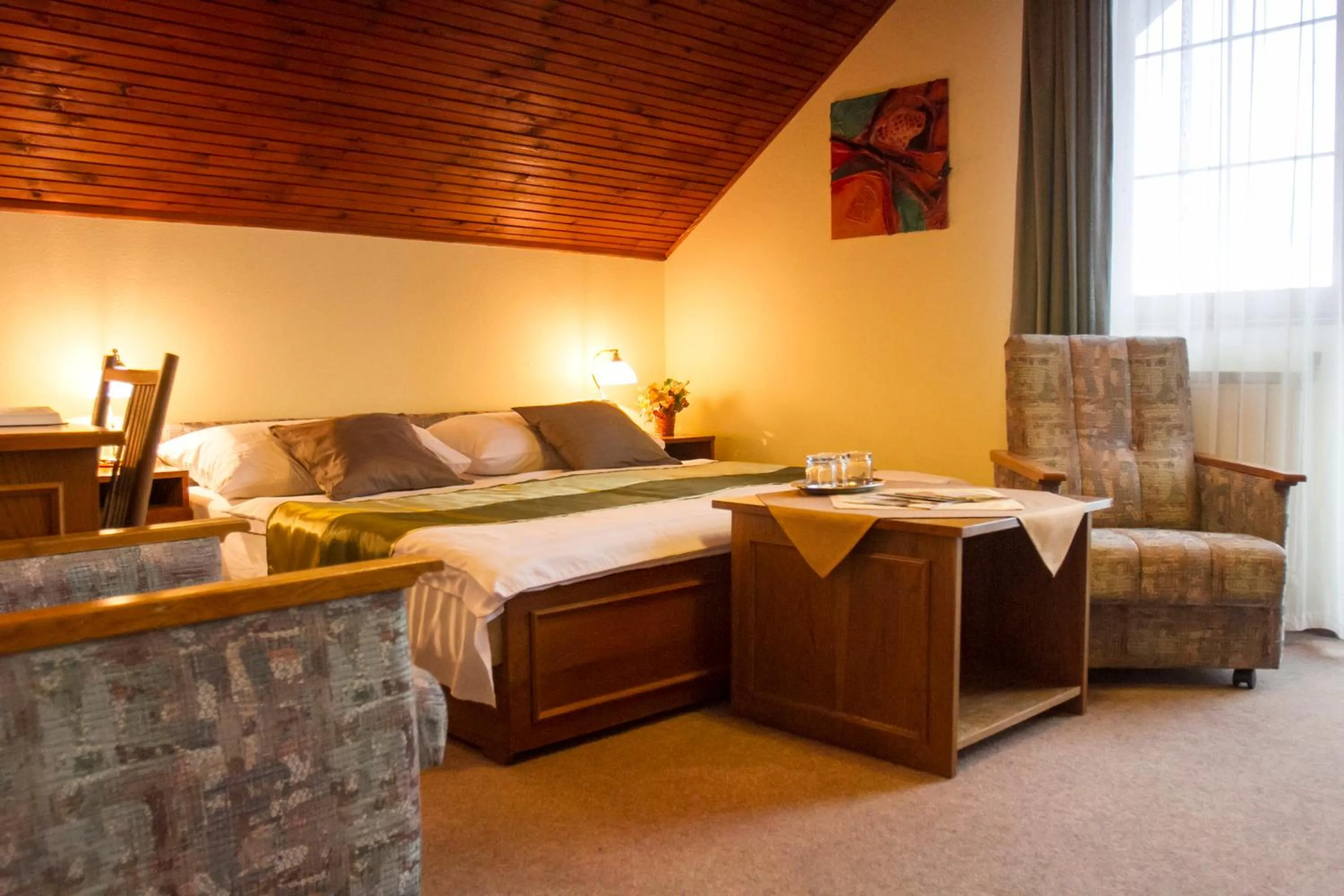 Bedroom, Bed in Hotel Molnár