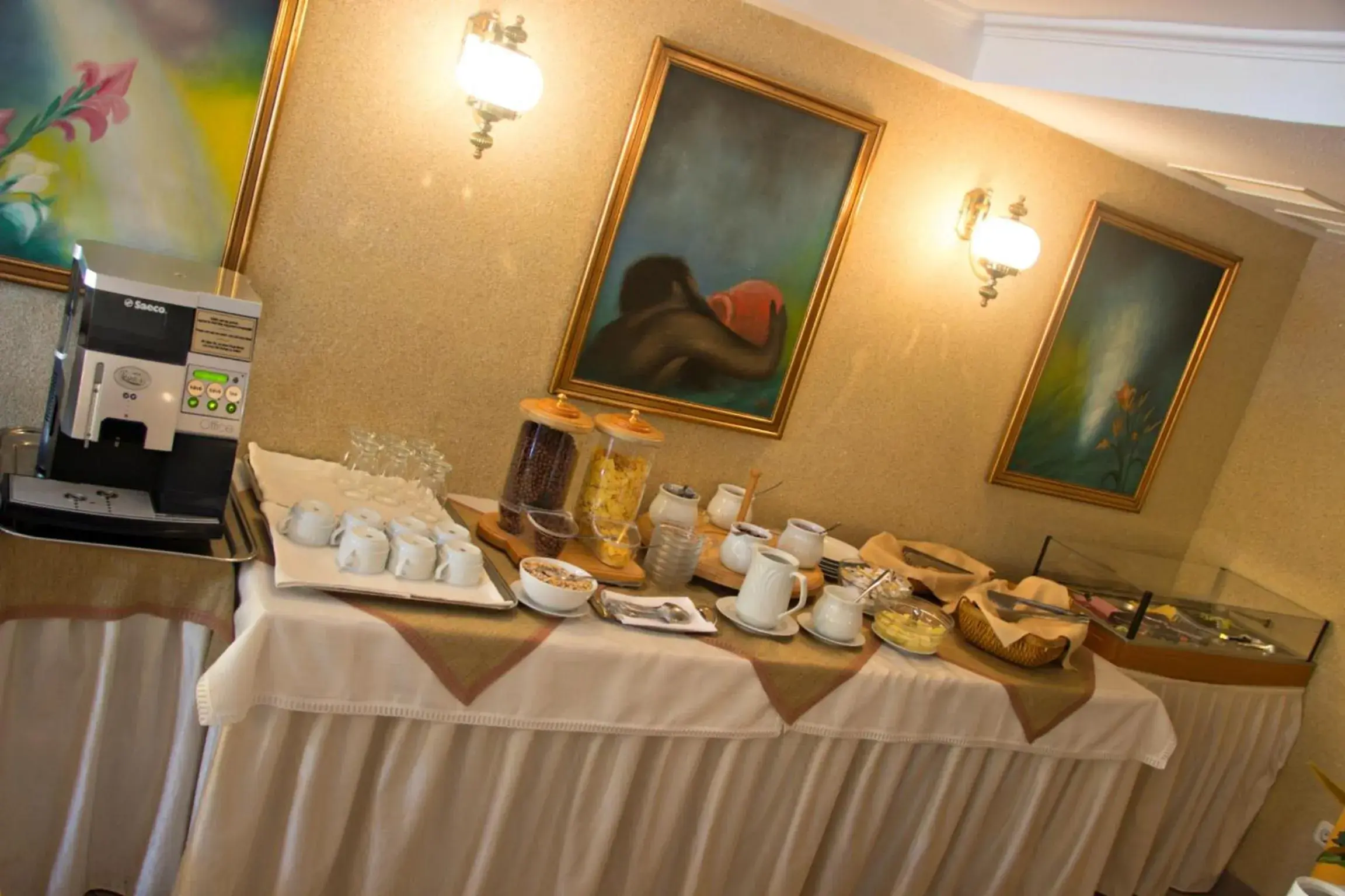 Restaurant/places to eat in Hotel Molnár Restaurant/places to eat in Hotel Molnár