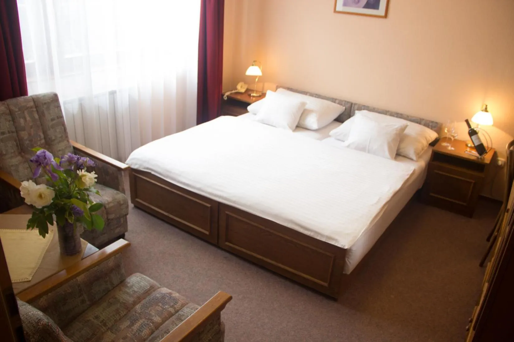 Bedroom, Bed in Hotel Molnár