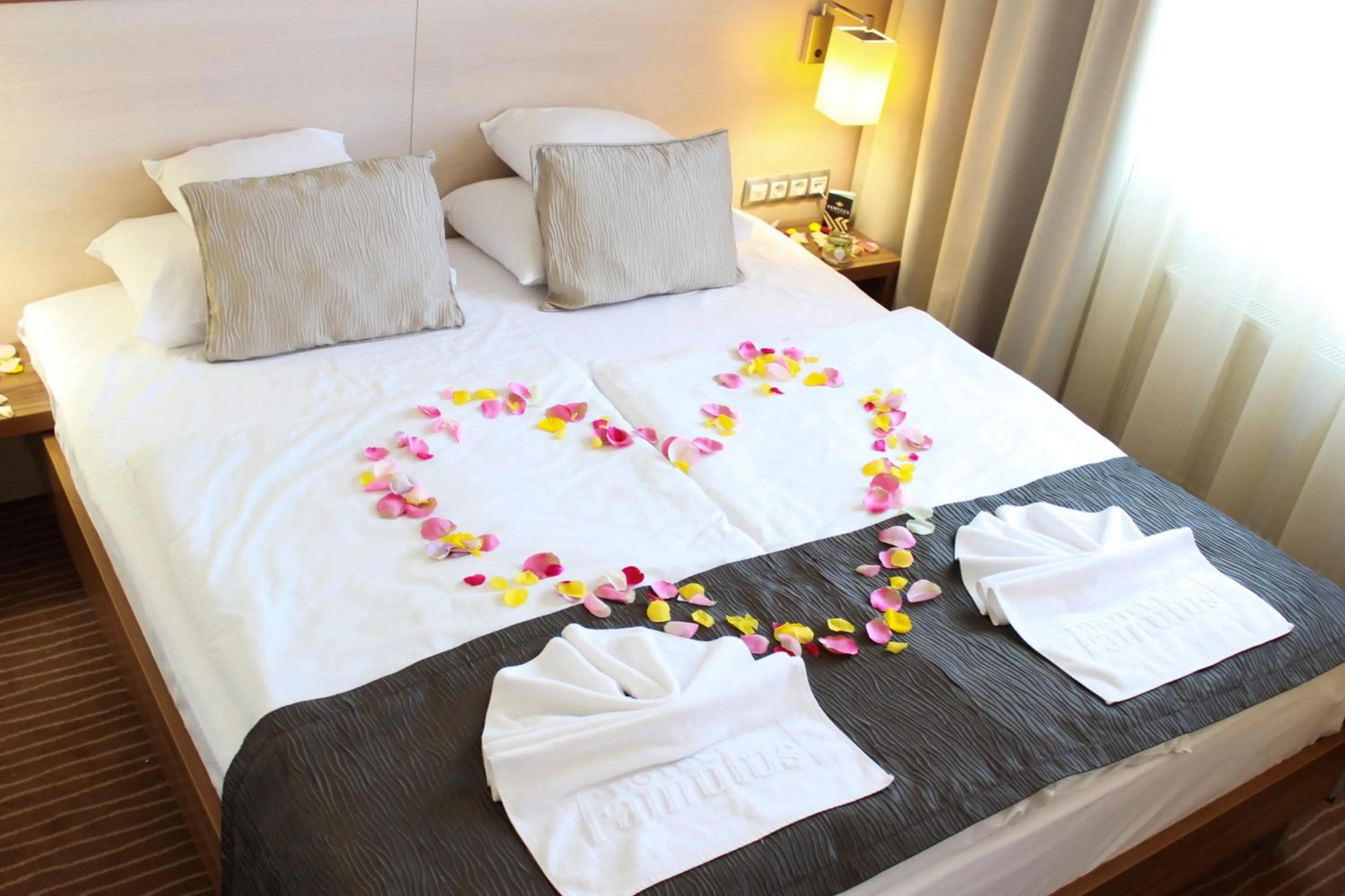 Photo of the whole room, Bed in Hotel Famulus