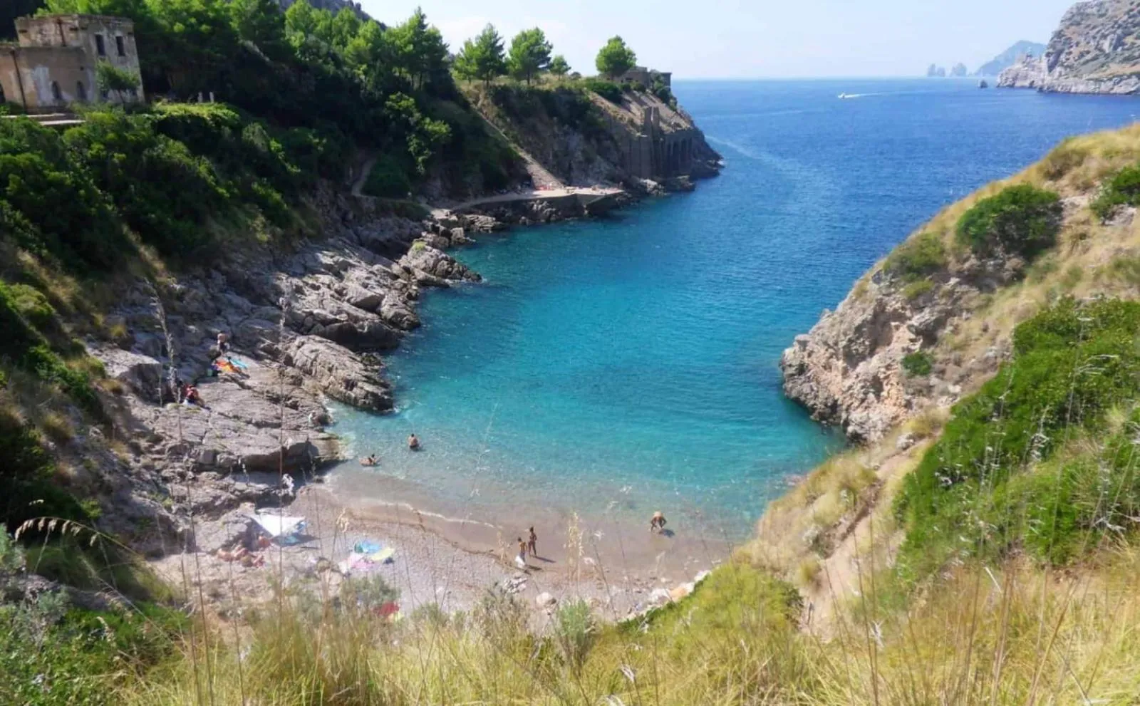 Natural landscape in Villa Mariel Suites & Apartment