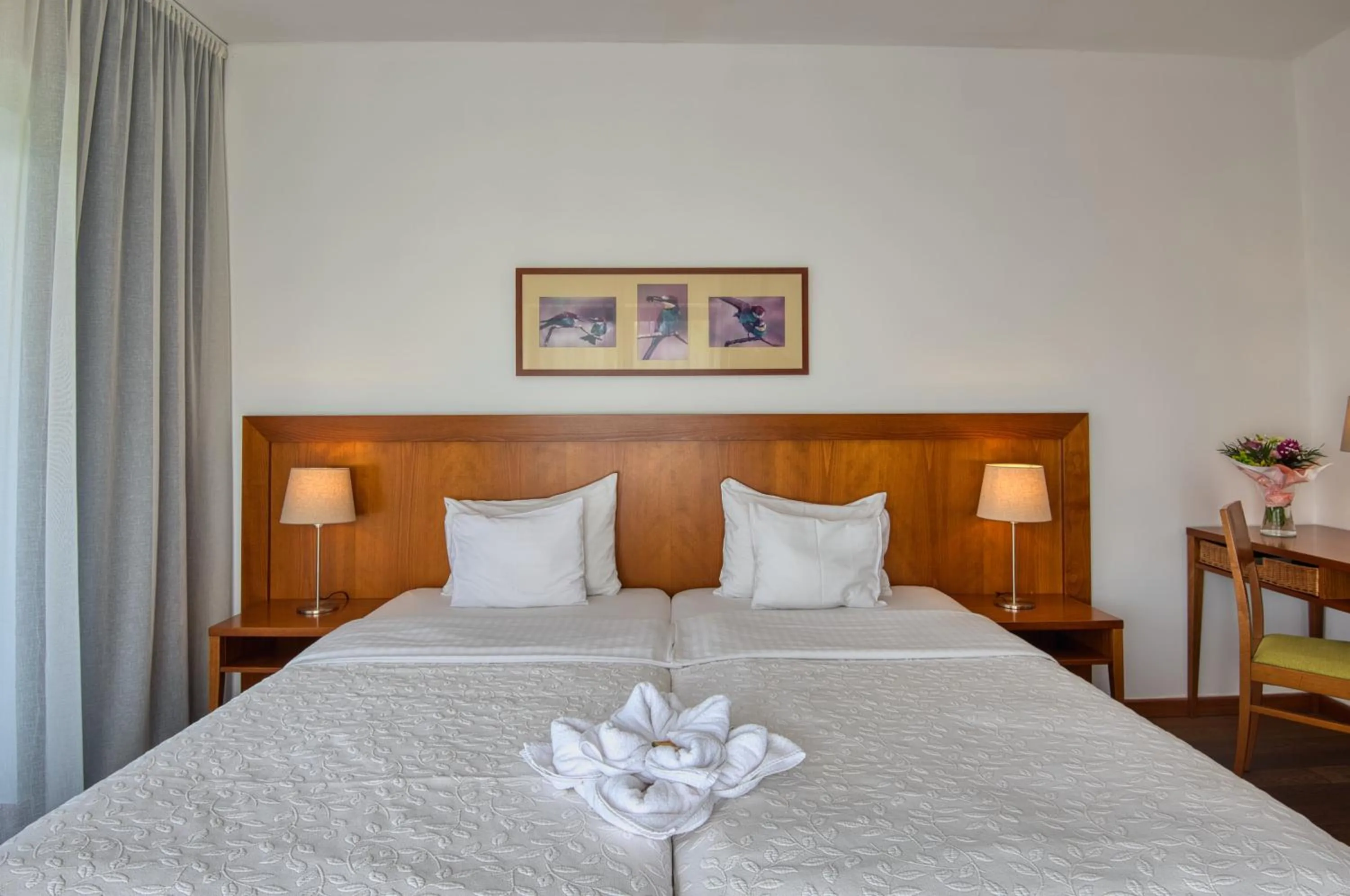 Bed in Tisza Balneum Hotel