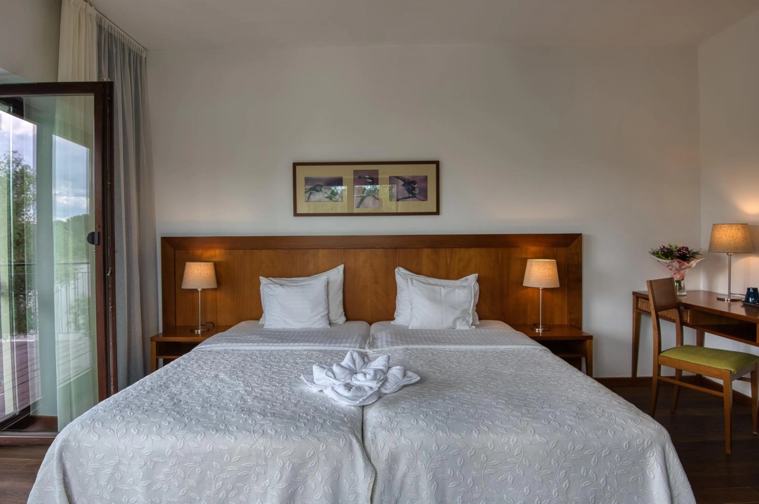 Bed in Tisza Balneum Hotel