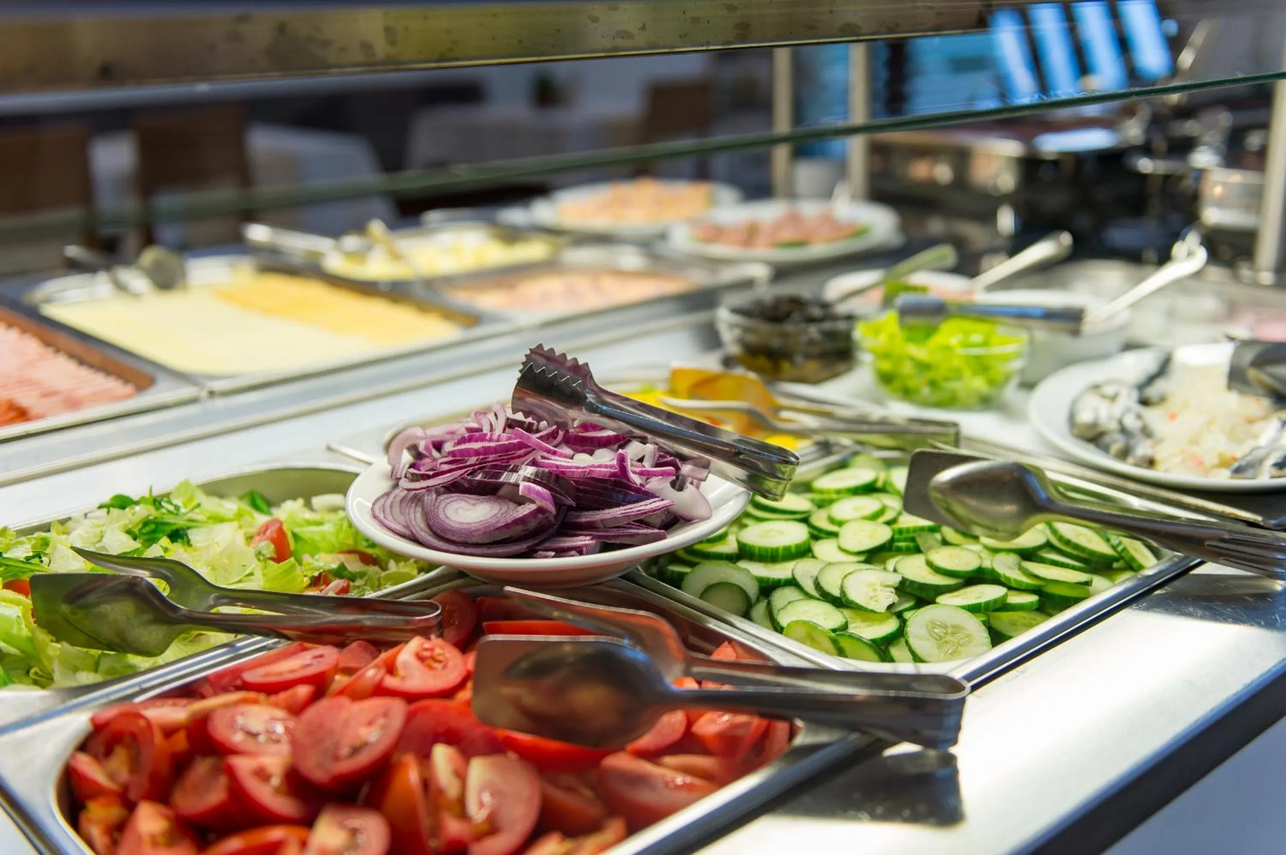 Buffet breakfast in Tisza Balneum Hotel