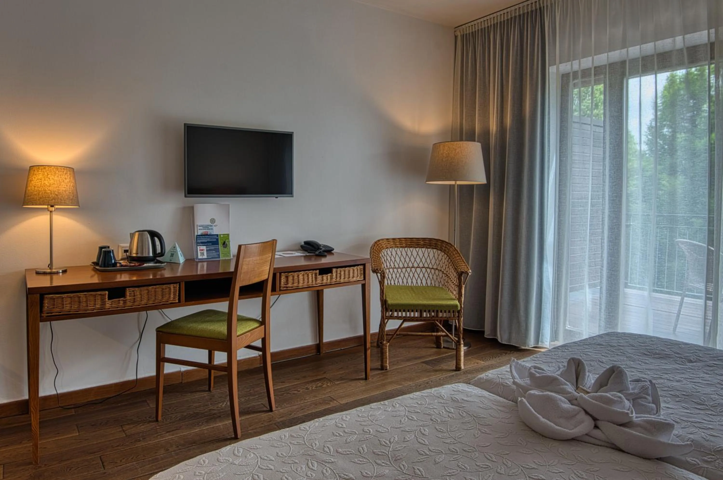 Photo of the whole room, Bed in Tisza Balneum Hotel
