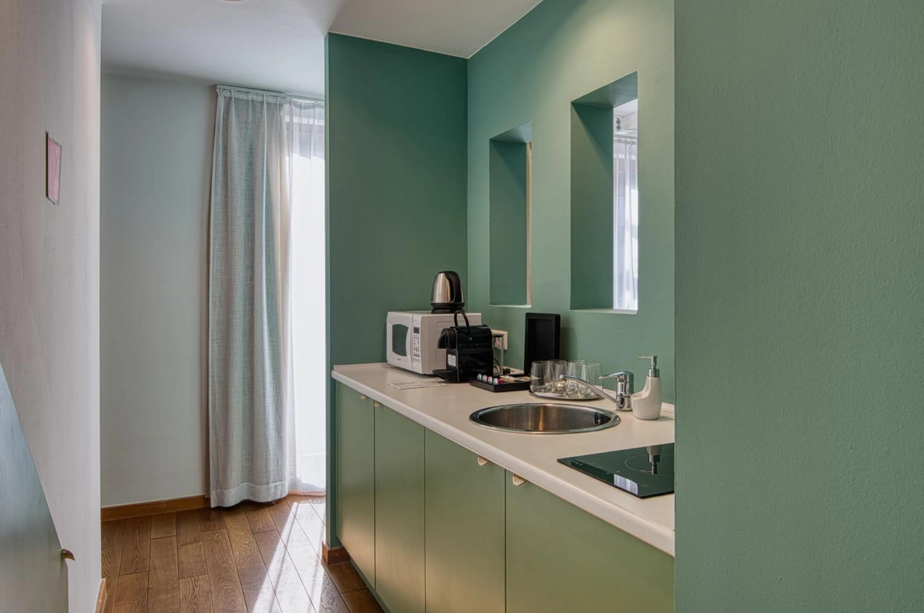 Coffee/tea facilities in Tisza Balneum Hotel