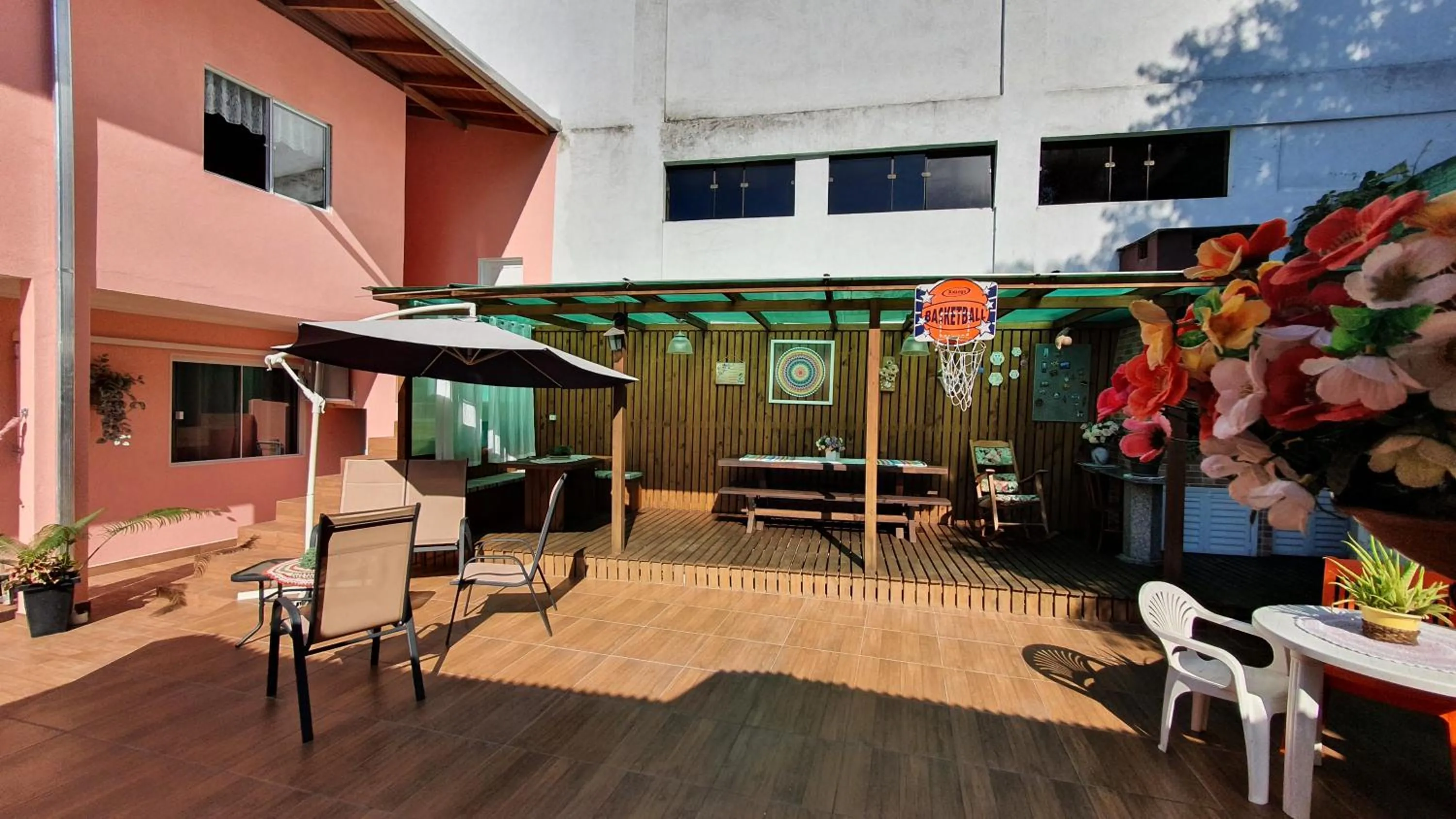 Patio in Residencial Recanto Paraíso BC - Apartamento