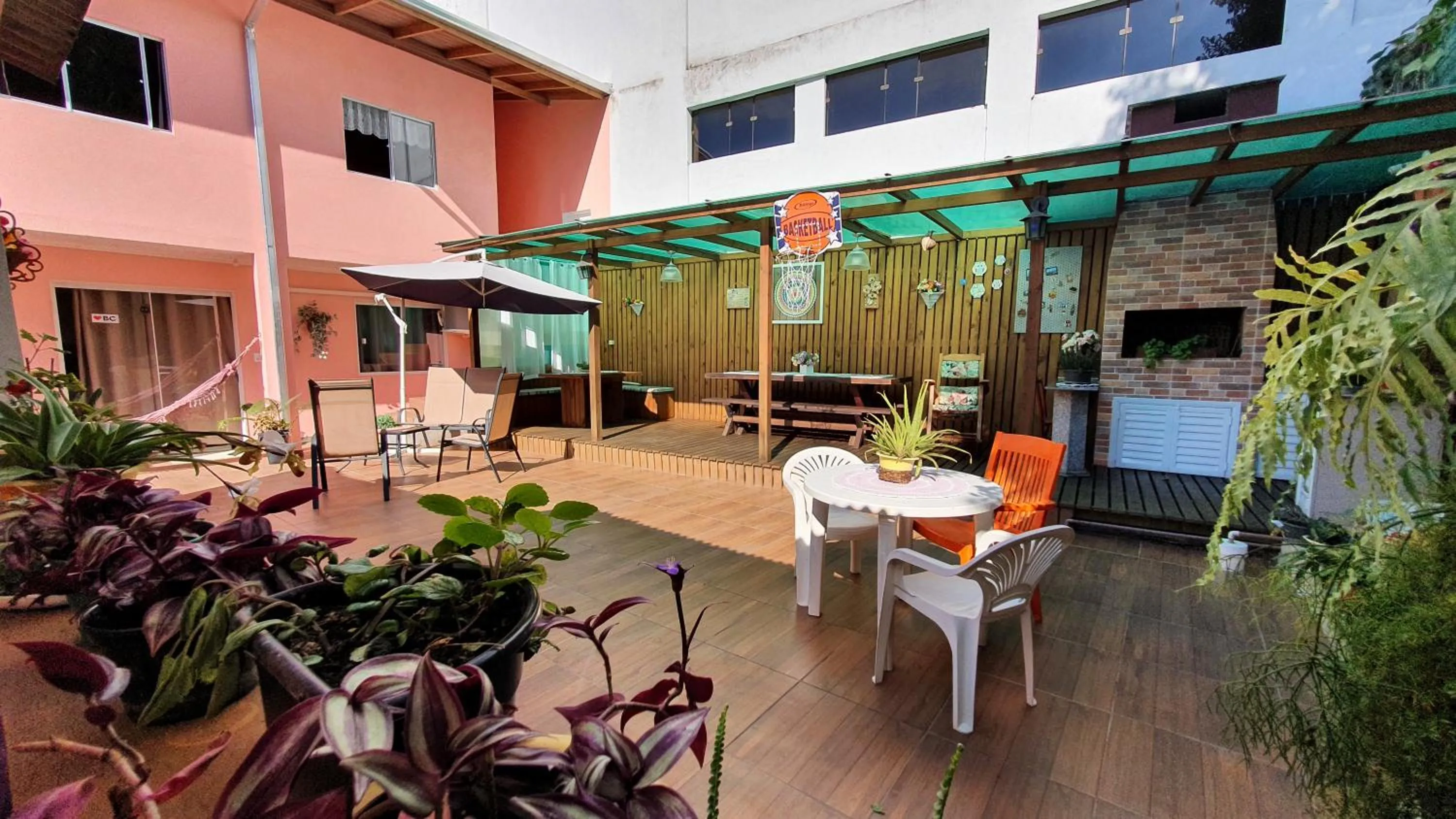 Patio in Residencial Recanto Paraíso BC - Apartamento