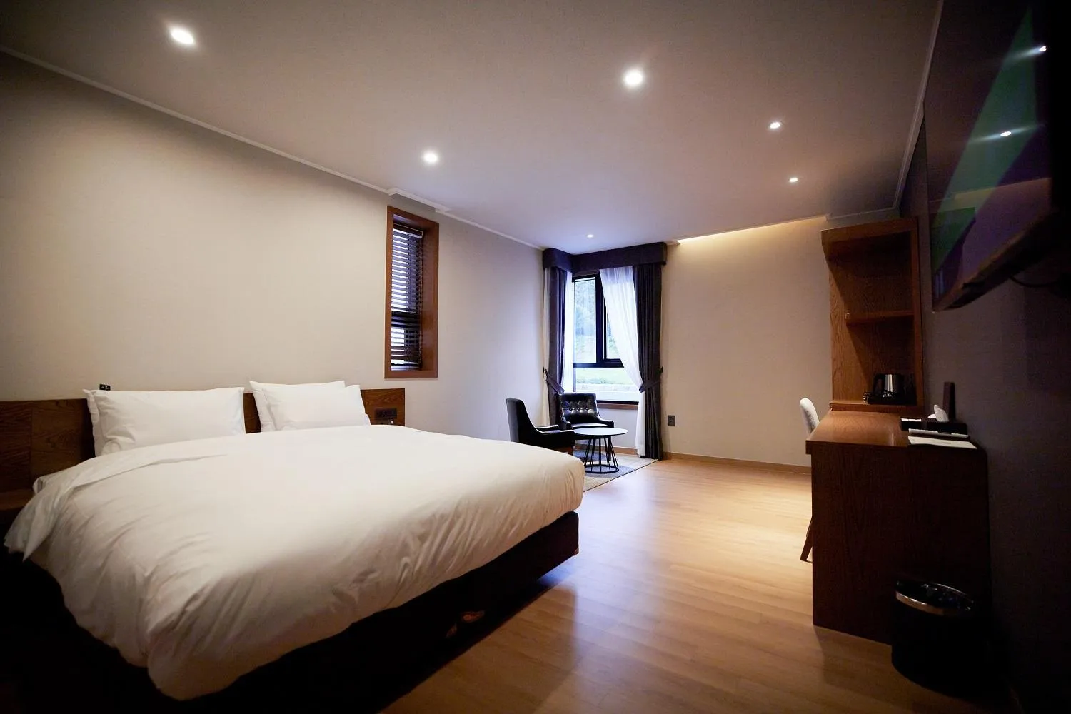 TV and multimedia, Bed in Hotel The Star