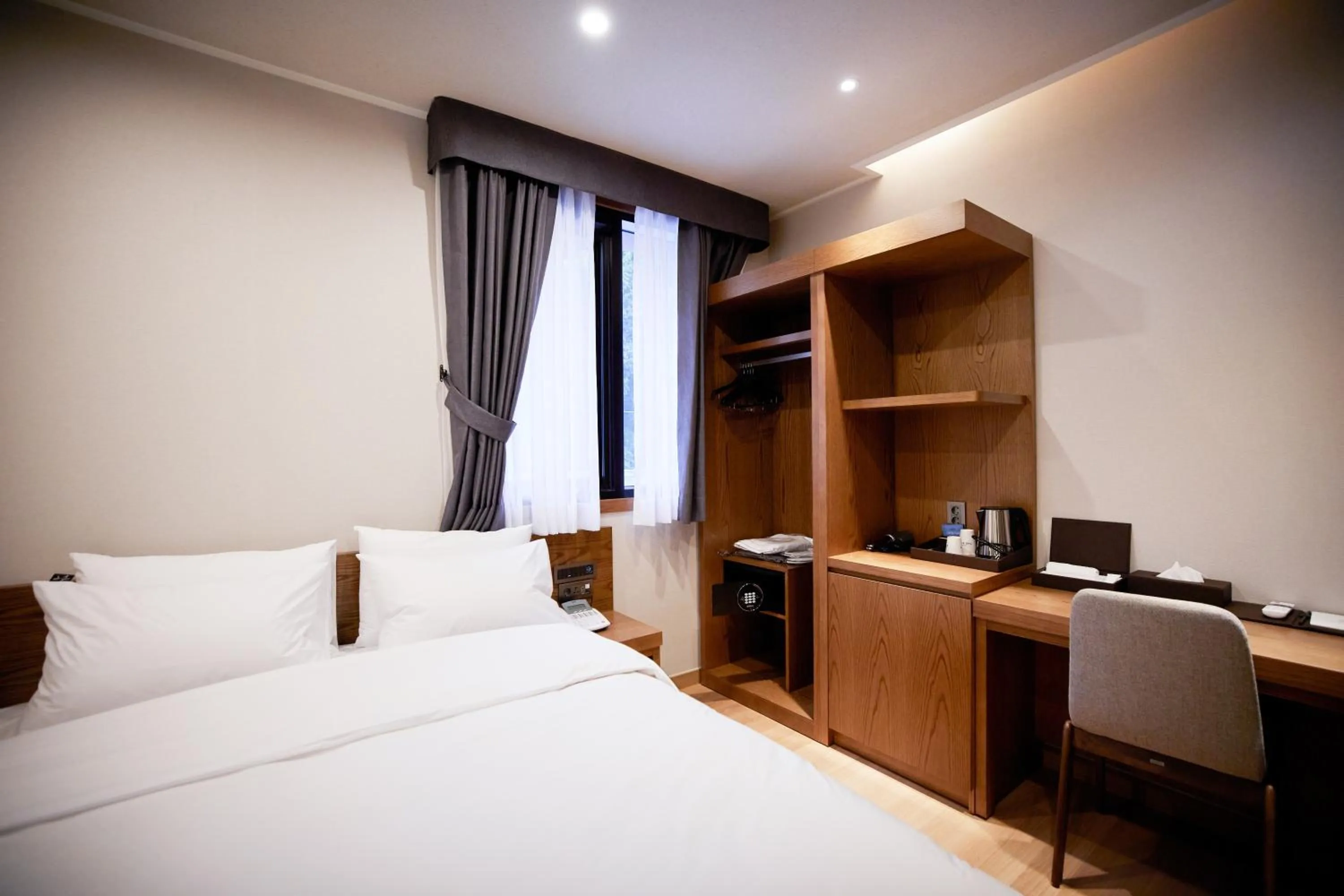 Bedroom, Bed in Hotel The Star