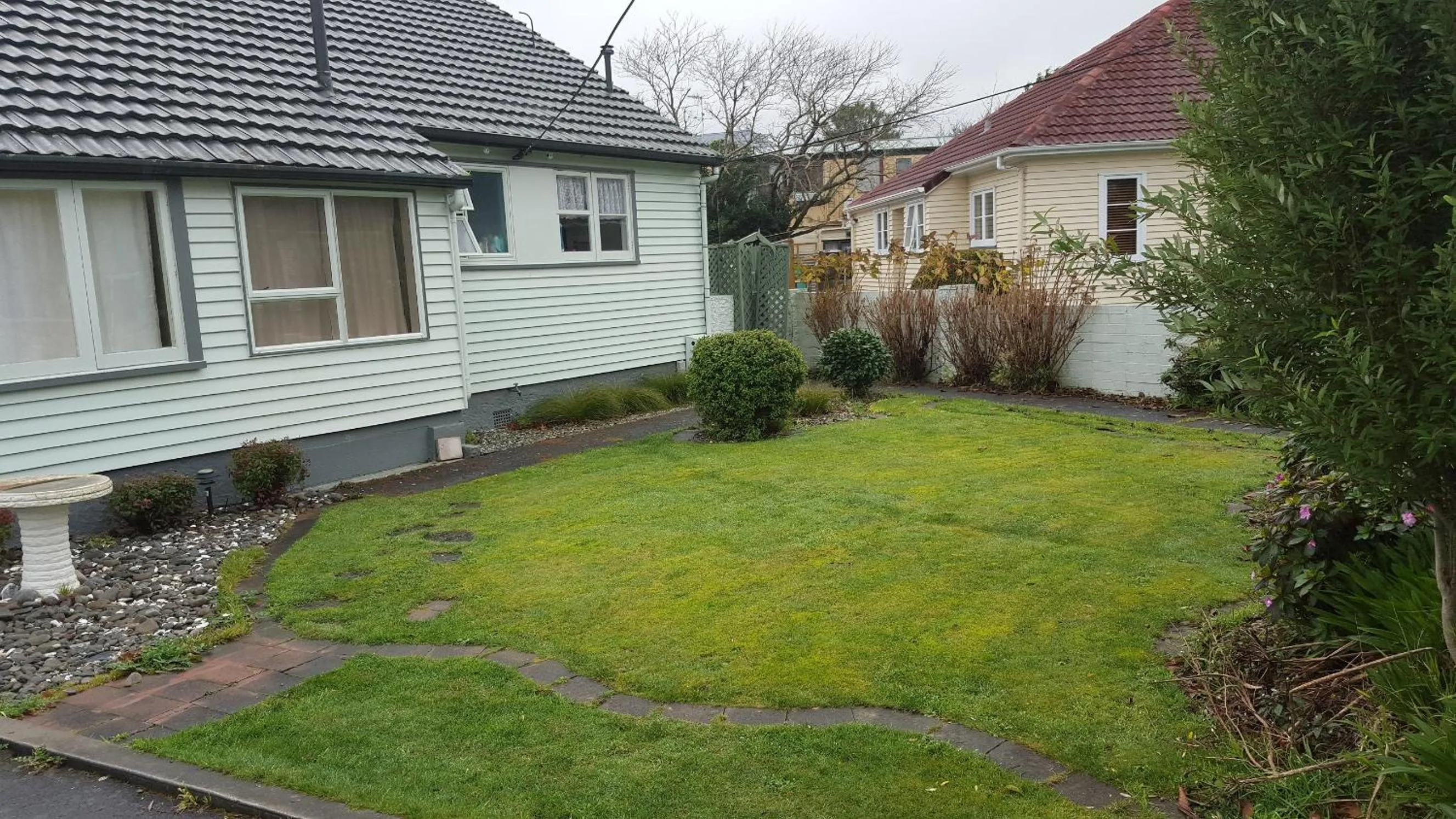 Property building in Hidden Gem and Entire Bungalow in Central hutt