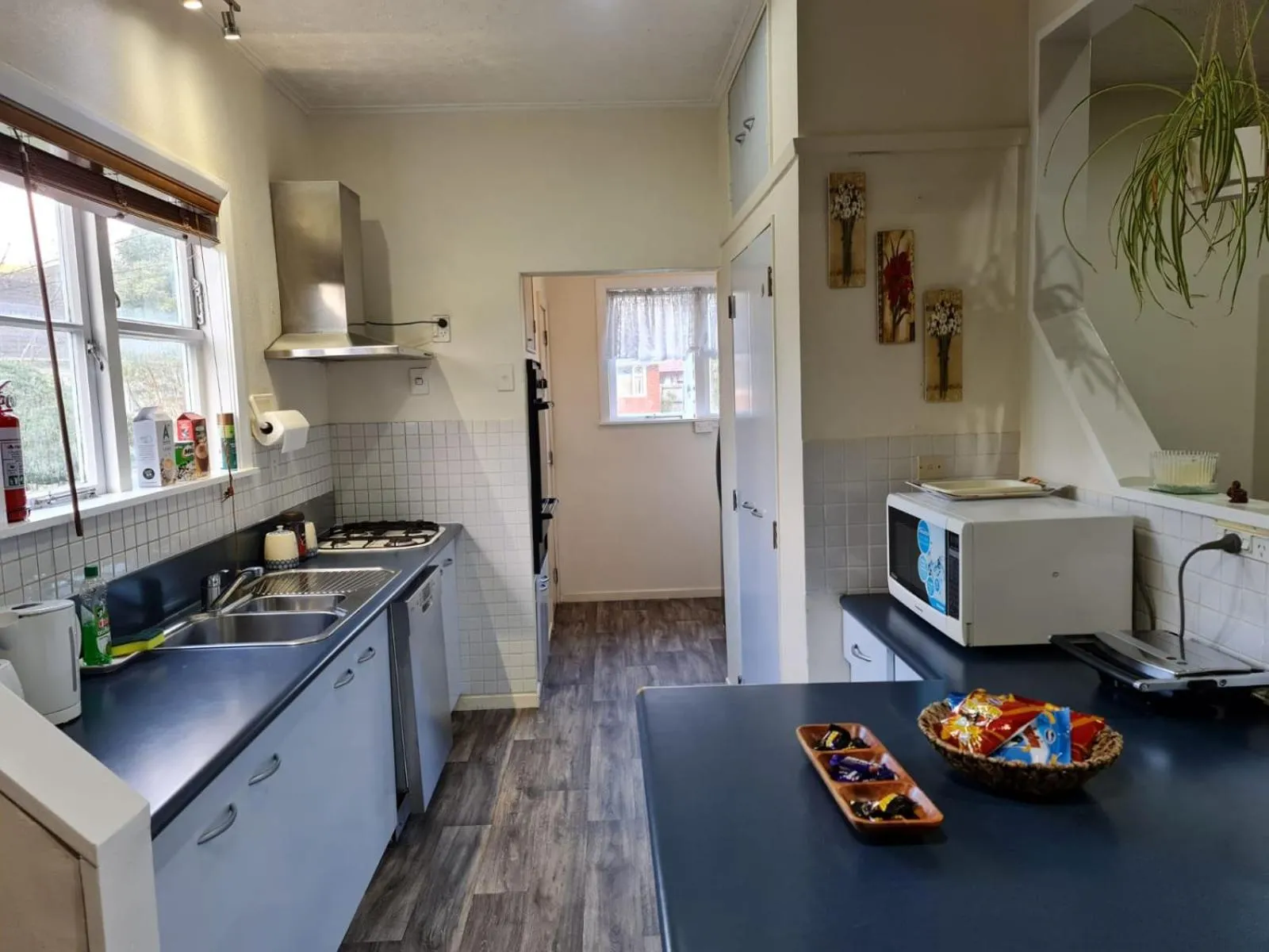 Kitchen or kitchenette in Hidden Gem and Entire Bungalow in Central hutt