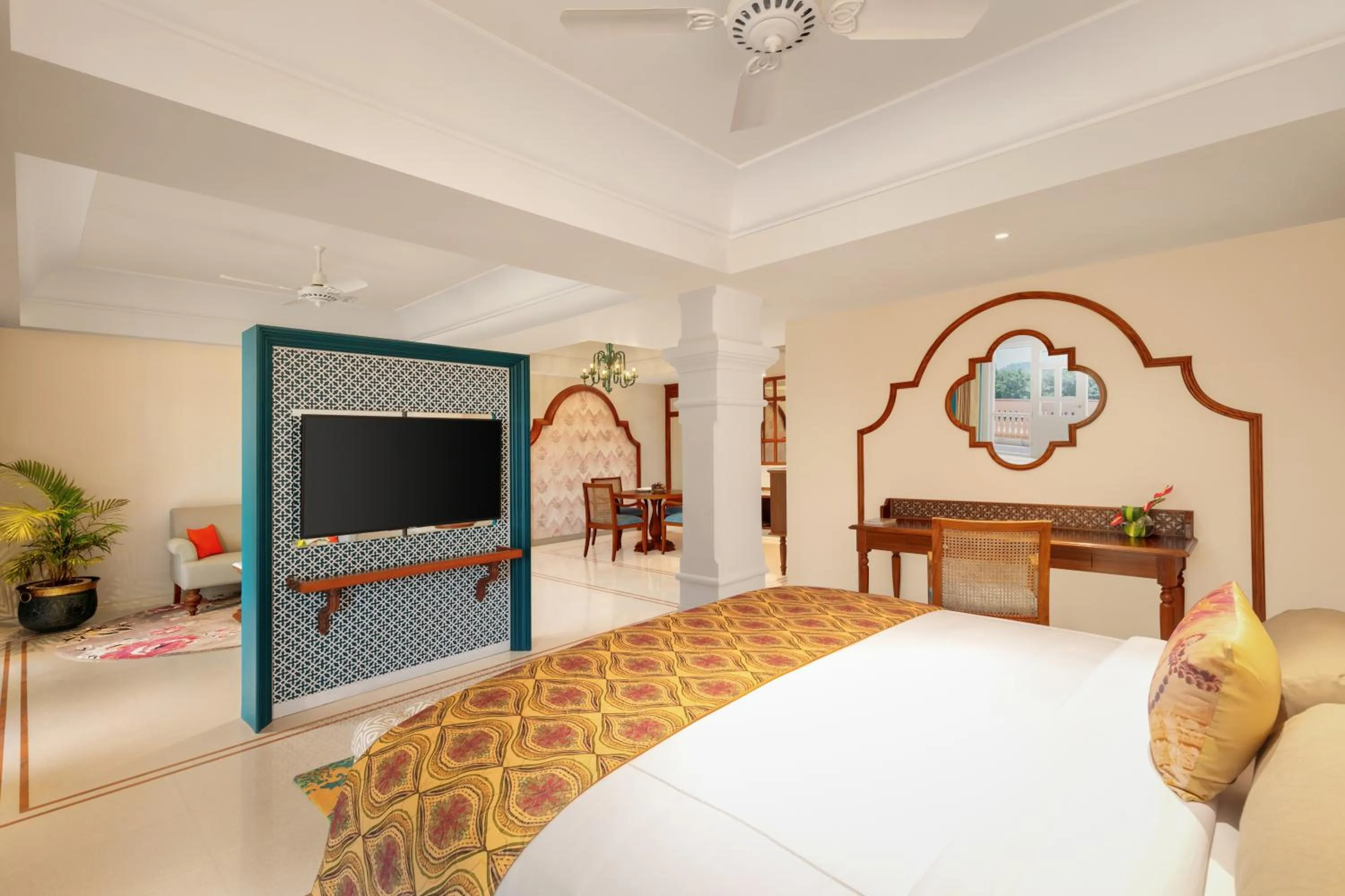 TV and multimedia, Bed in Pilibhit House, Haridwar – IHCL SeleQtions