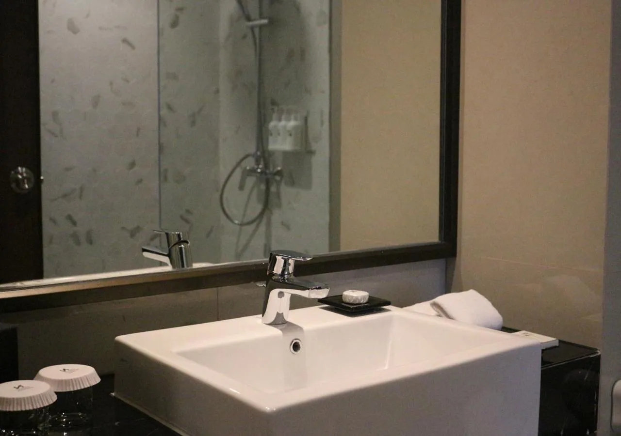 Bathroom in Swiss-Belhotel Cendrawasih, Biak