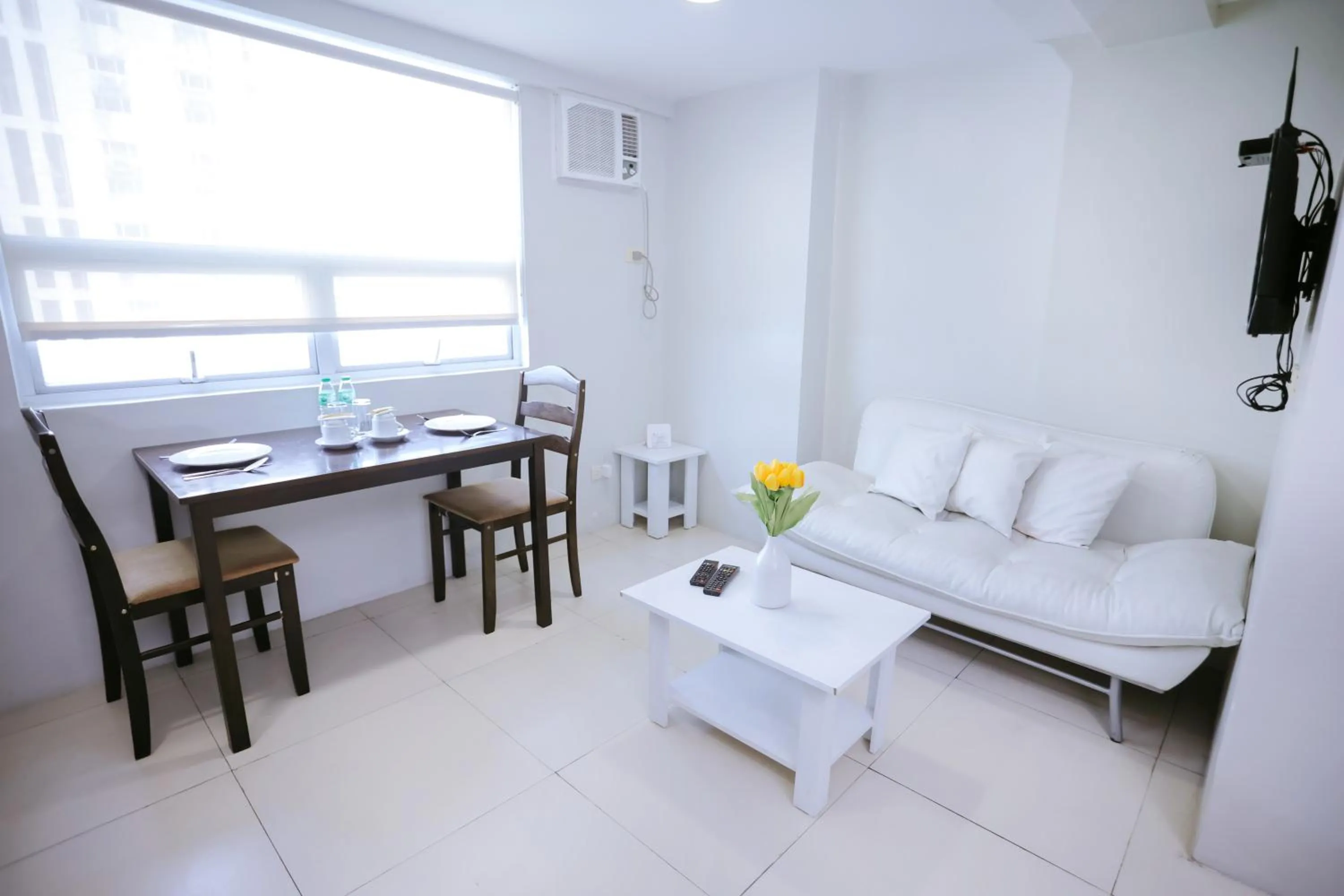 Quadruple Room in Gilmore Tower Suites By SMS Hospitality