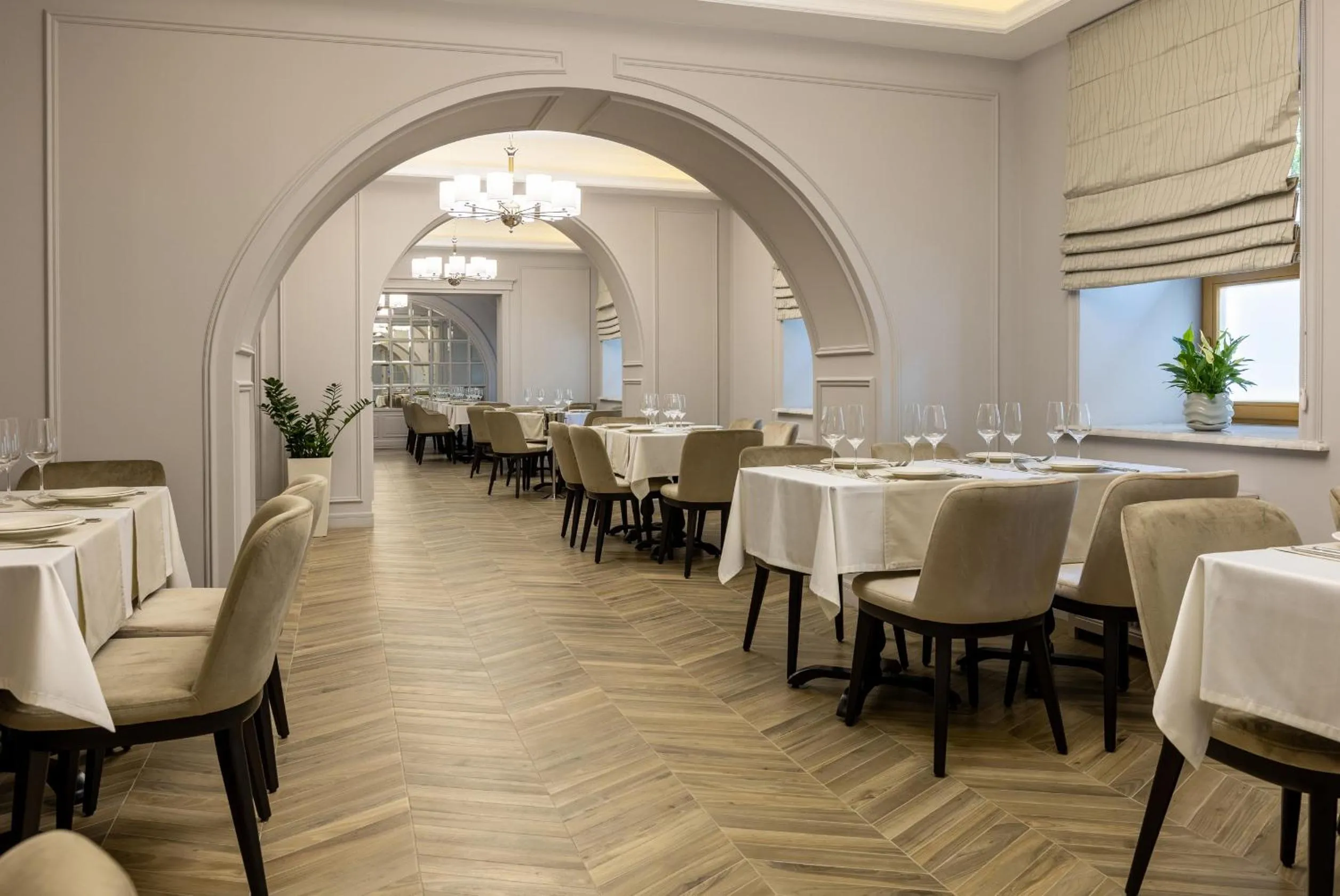 Restaurant/places to eat in Dvoryansky Hotel