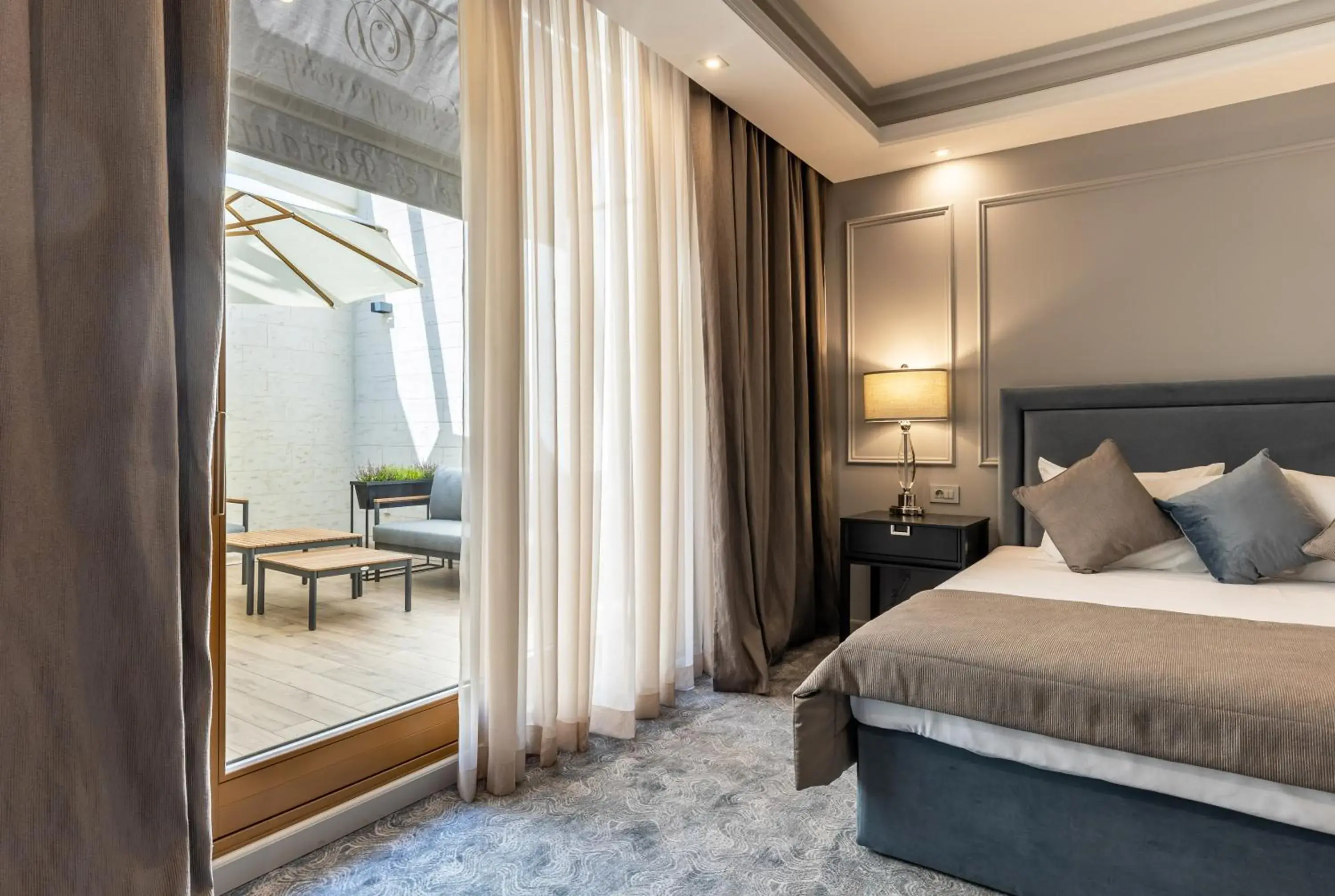 Suite with Terrace in Dvoryansky Hotel Suite with Terrace in Dvoryansky Hotel