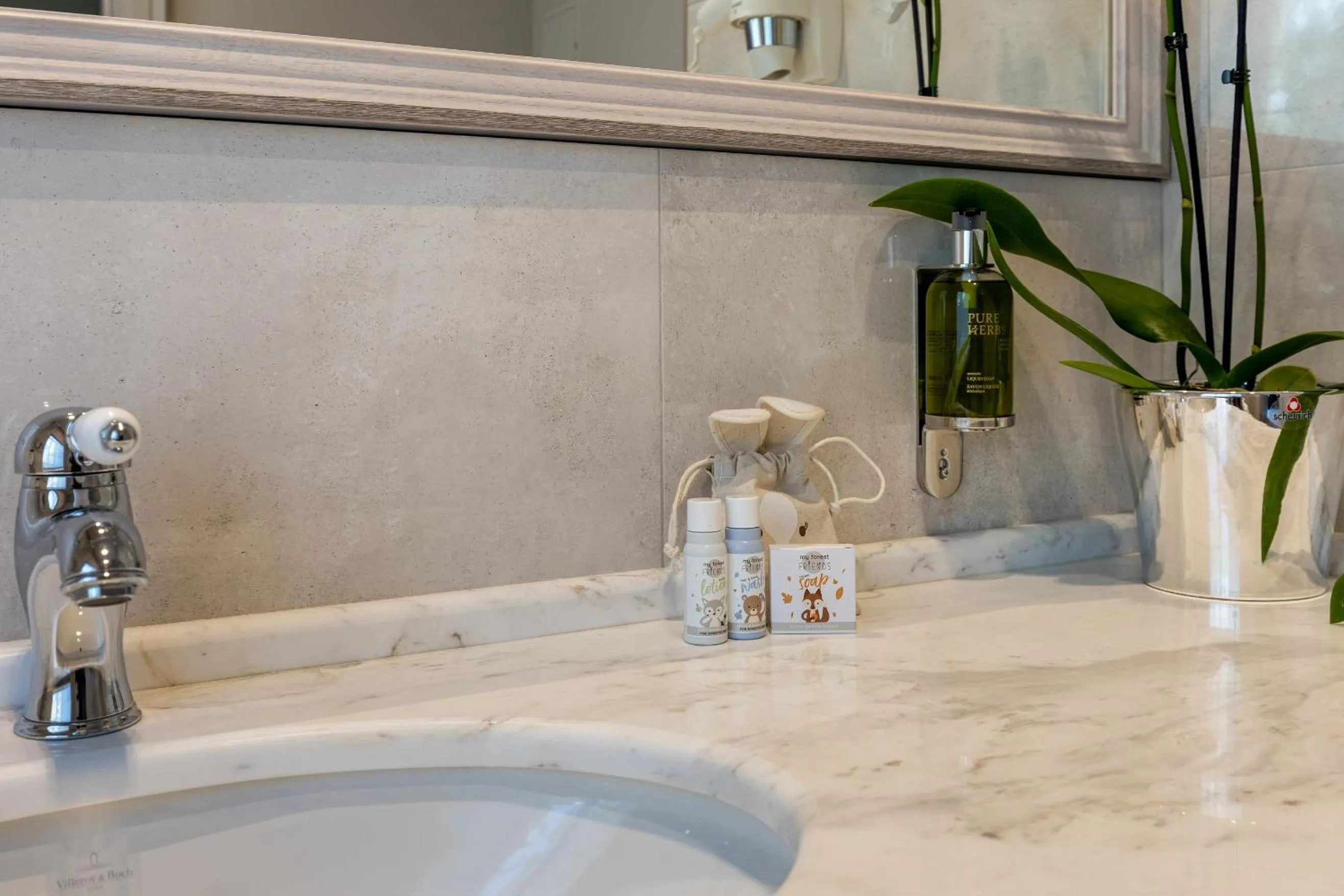 Bathroom in Dvoryansky Hotel