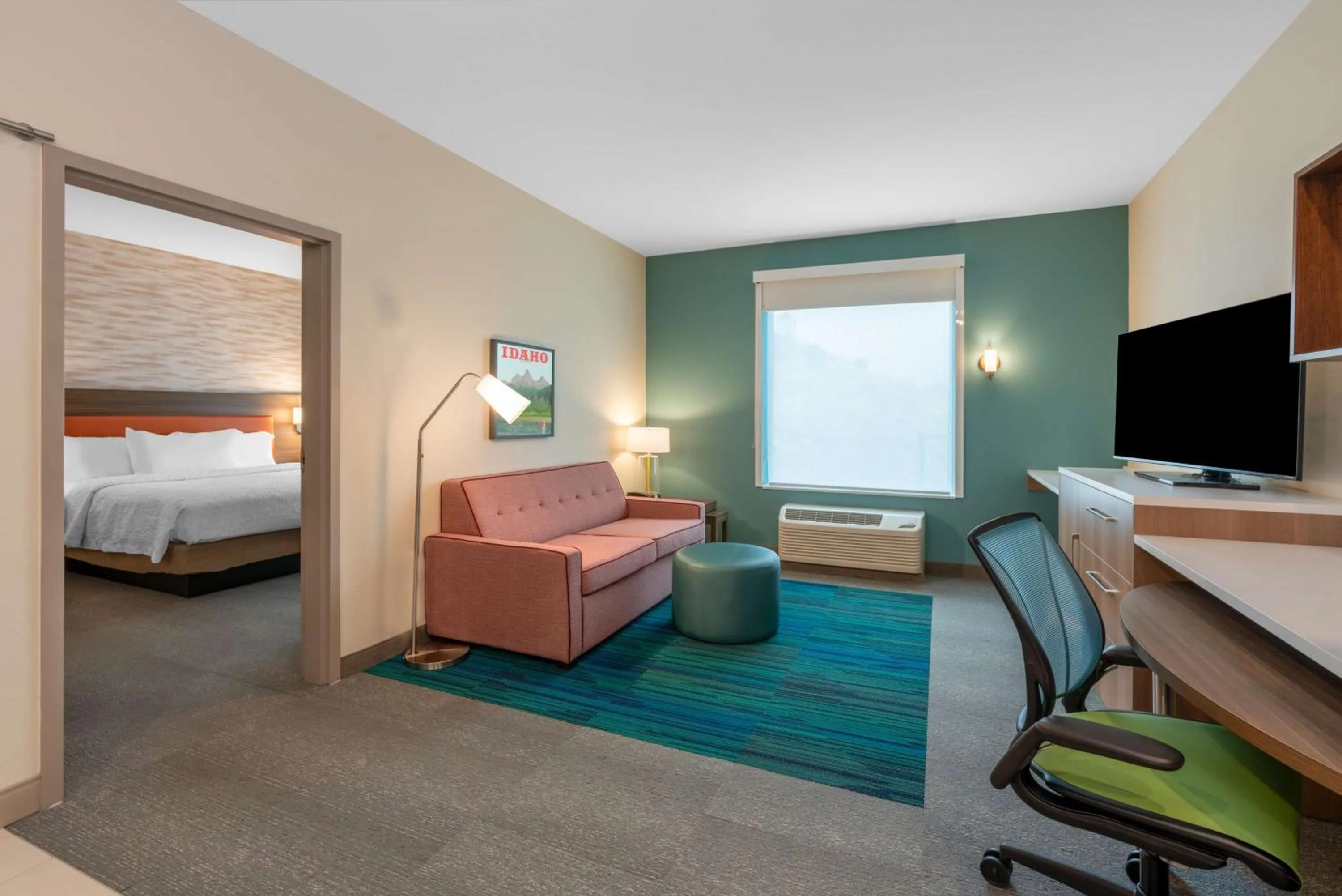 Bedroom, Bed in Home2 Suites By Hilton Pocatello, Id