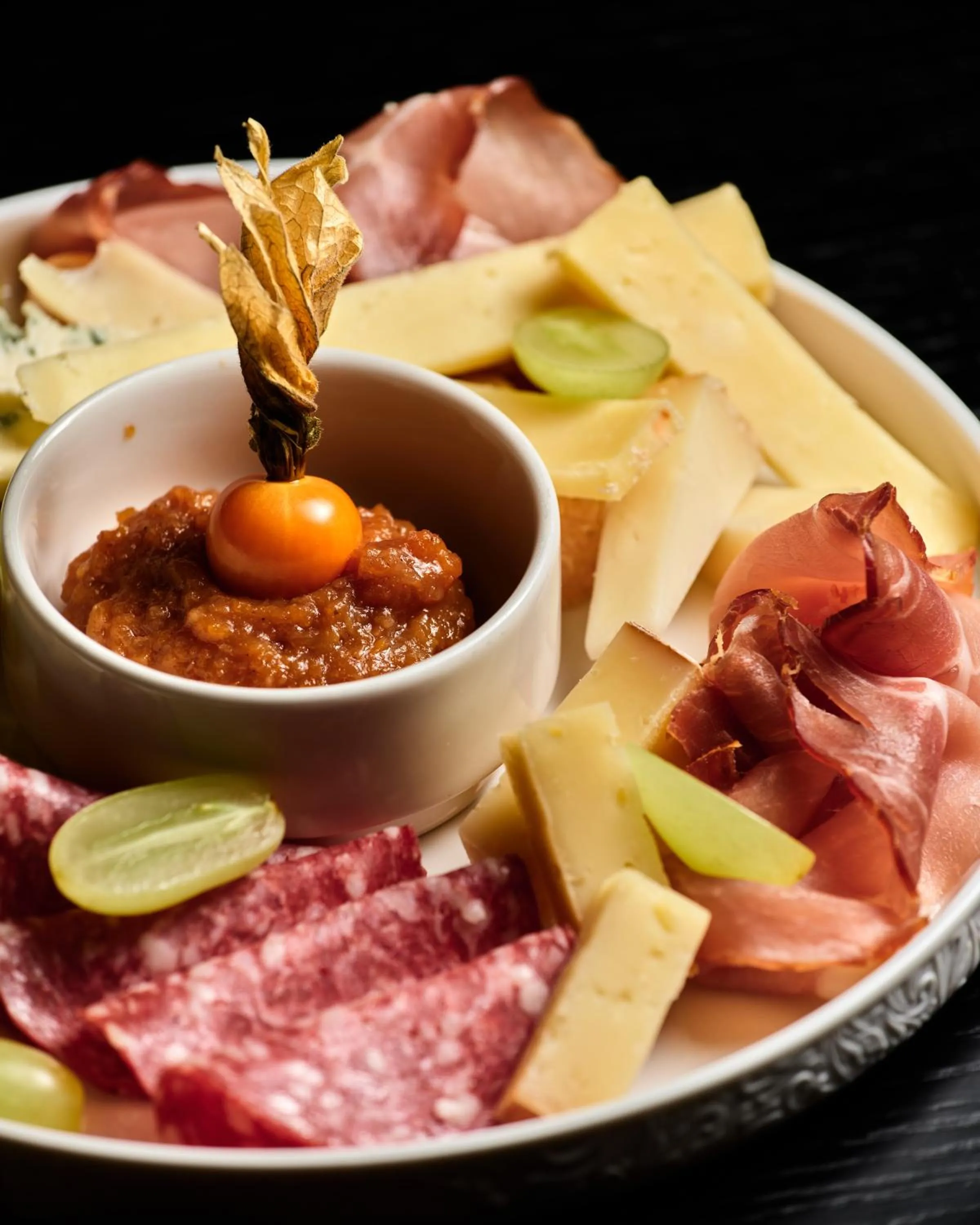 Food and drinks in 1891 Garni Hotel