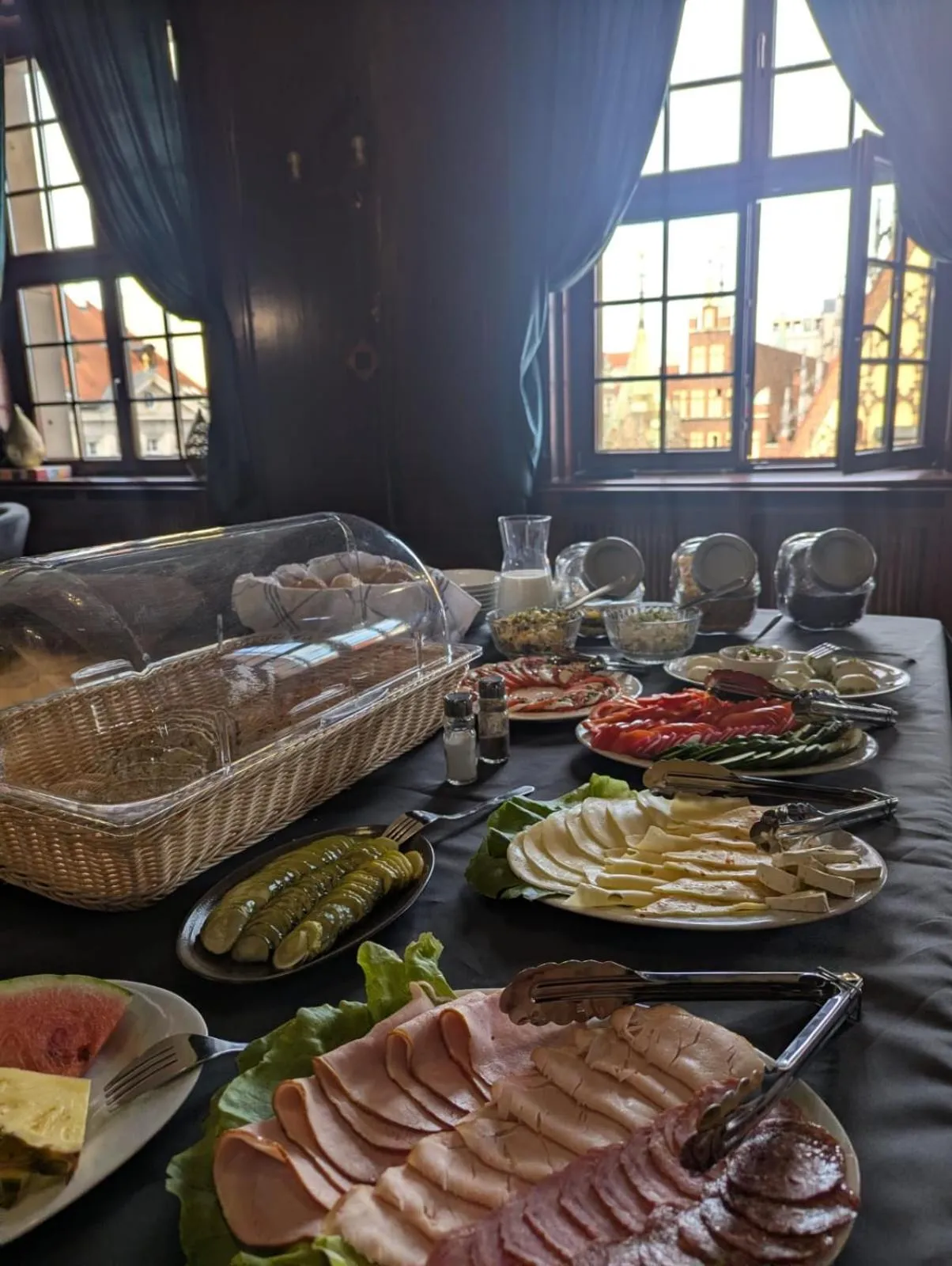 Continental breakfast in RYNEK 30 Hostel