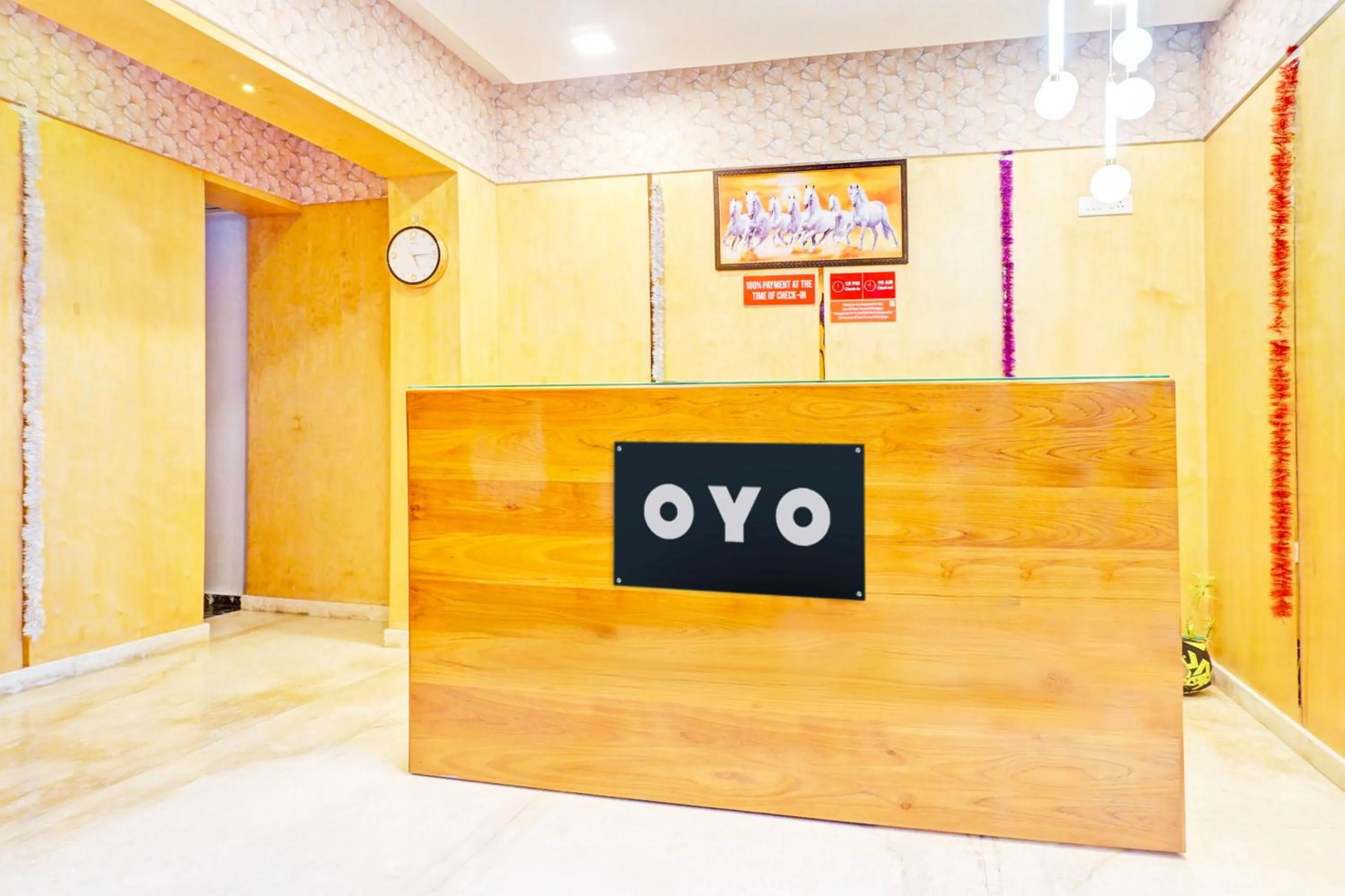 Lobby or reception in Hotel O Pearl Inn