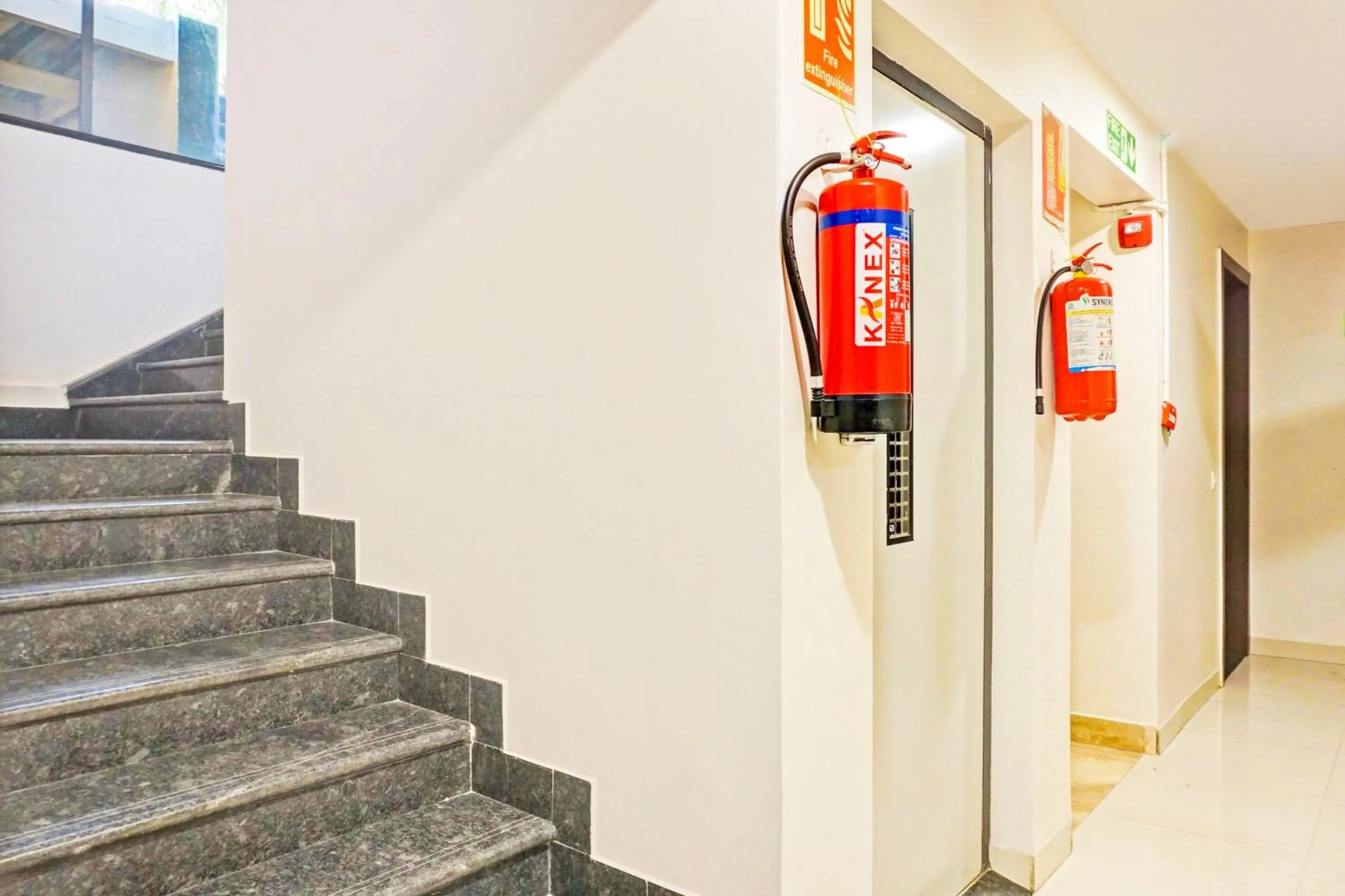 Lobby or reception in Hotel O Pearl Inn
