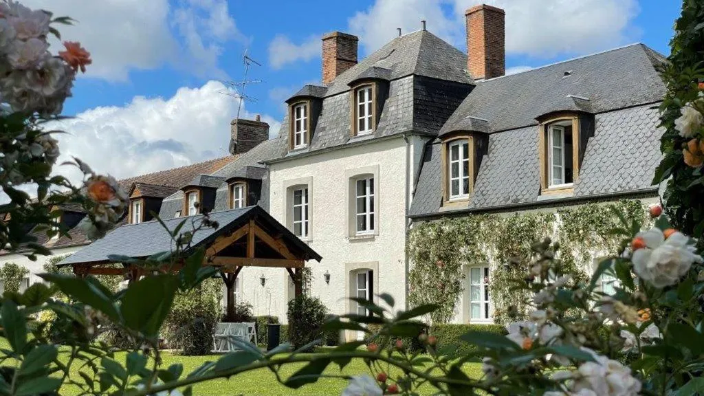 Property building in Domaine de Bel Ebat